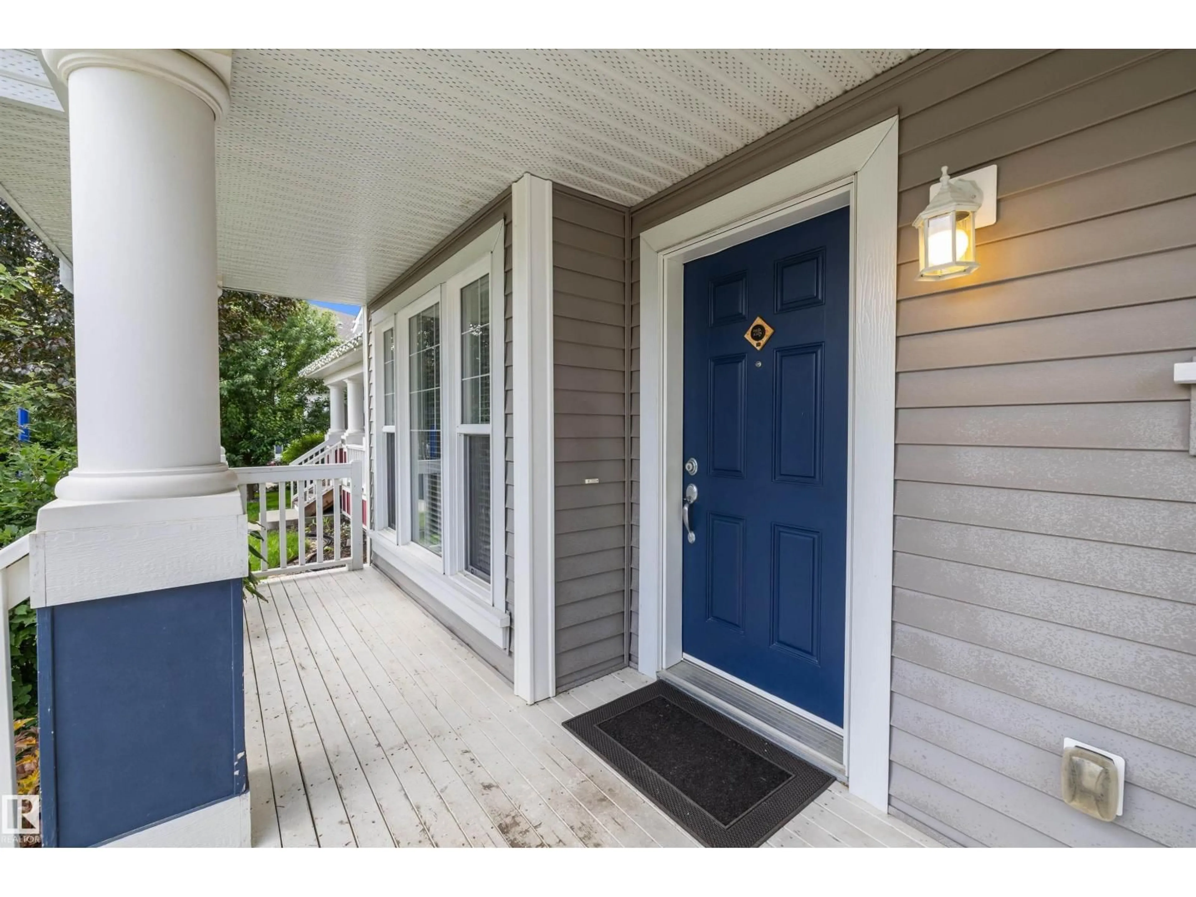 Indoor entryway for SW - 7212 23 AV, Edmonton Alberta T6X0V5