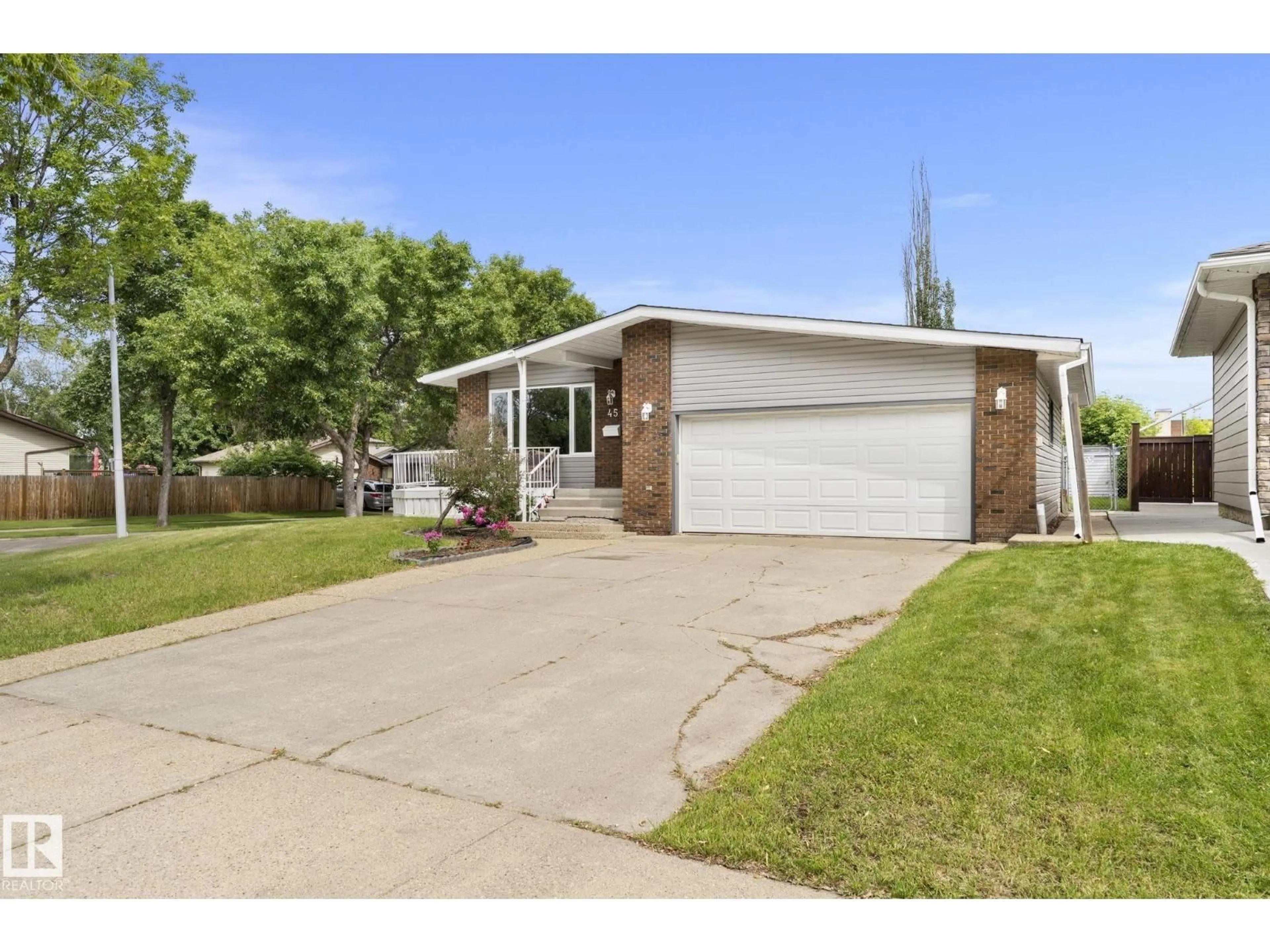 Unknown for 45 WHITEHALL CR, St. Albert Alberta T8N3G3
