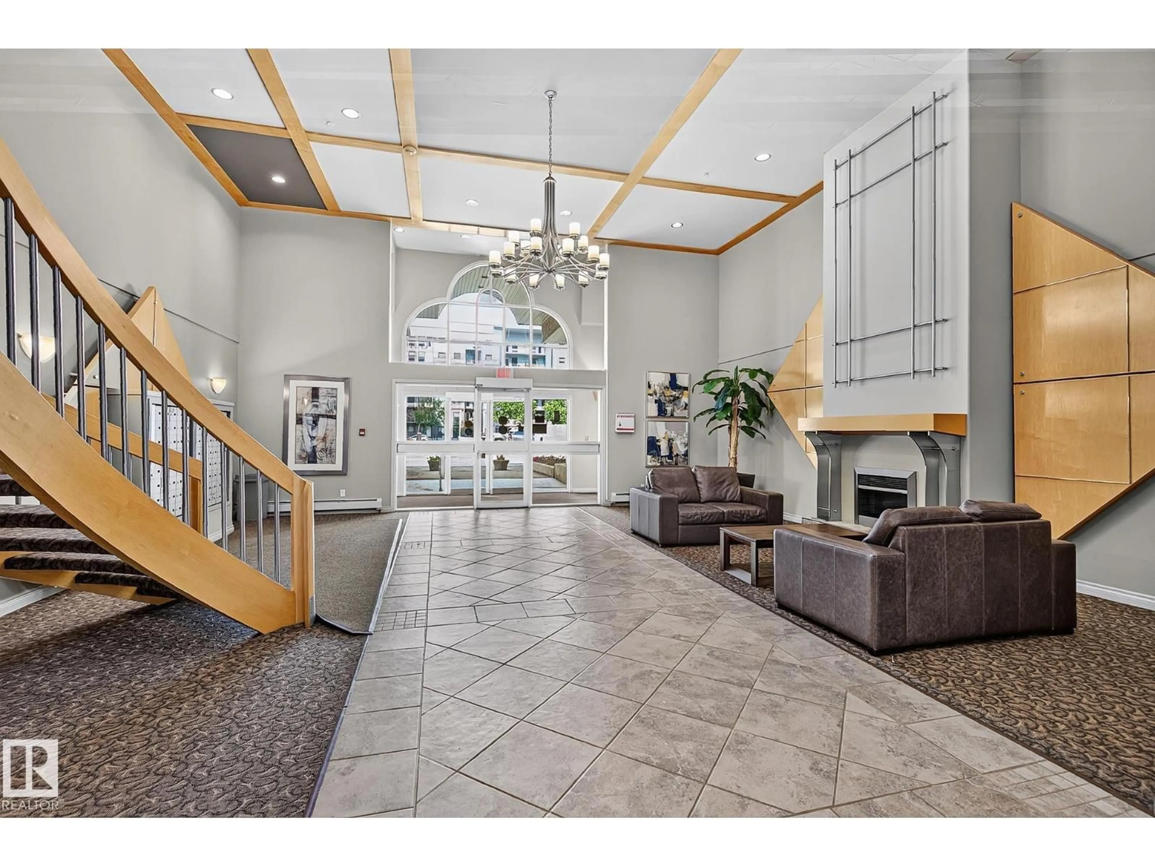 Lobby for #417 - 10311 111 ST NW, Edmonton Alberta T5K2Y8