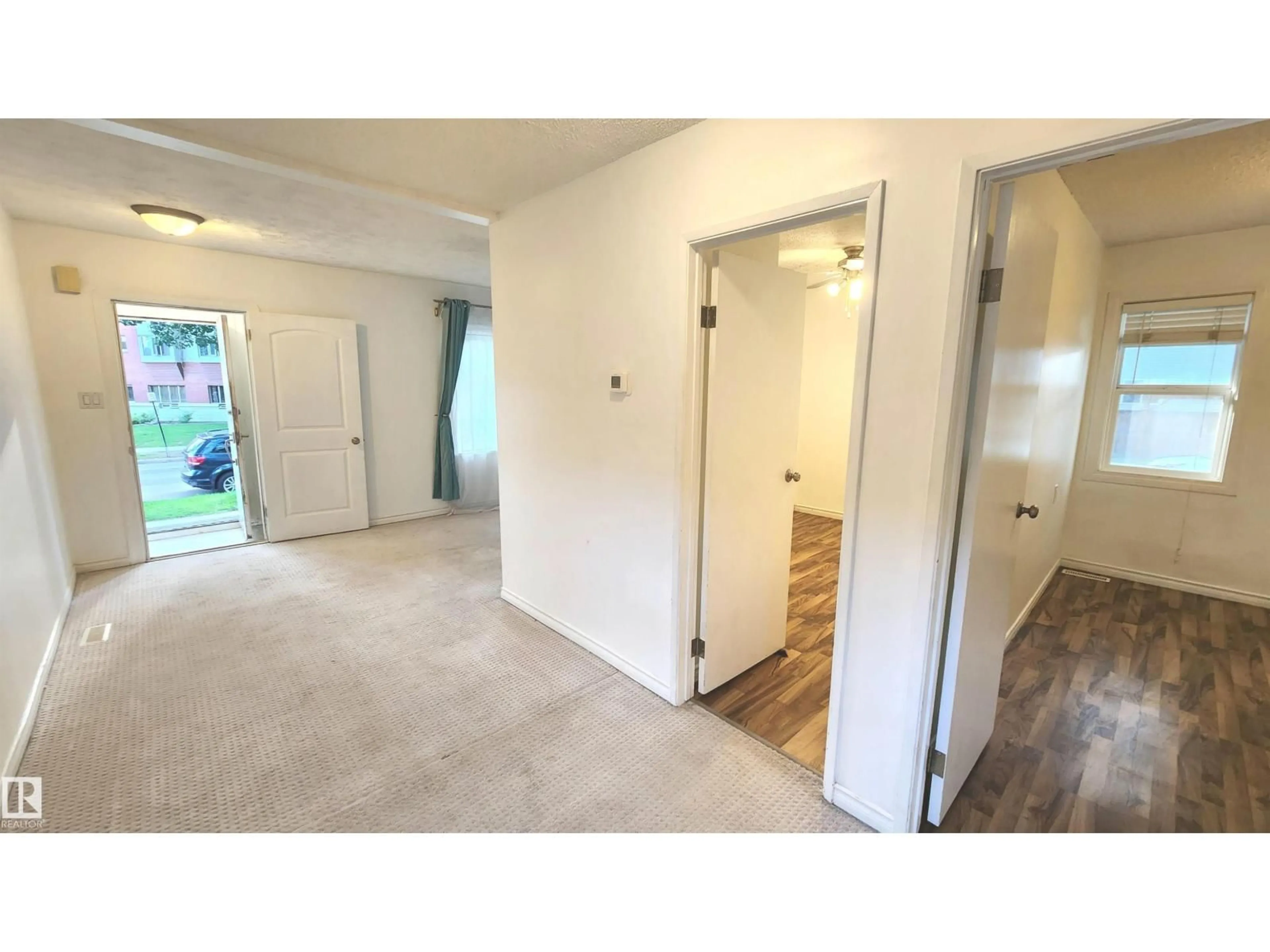 A pic of a room for 9359 92 ST, Edmonton Alberta T6C3R8