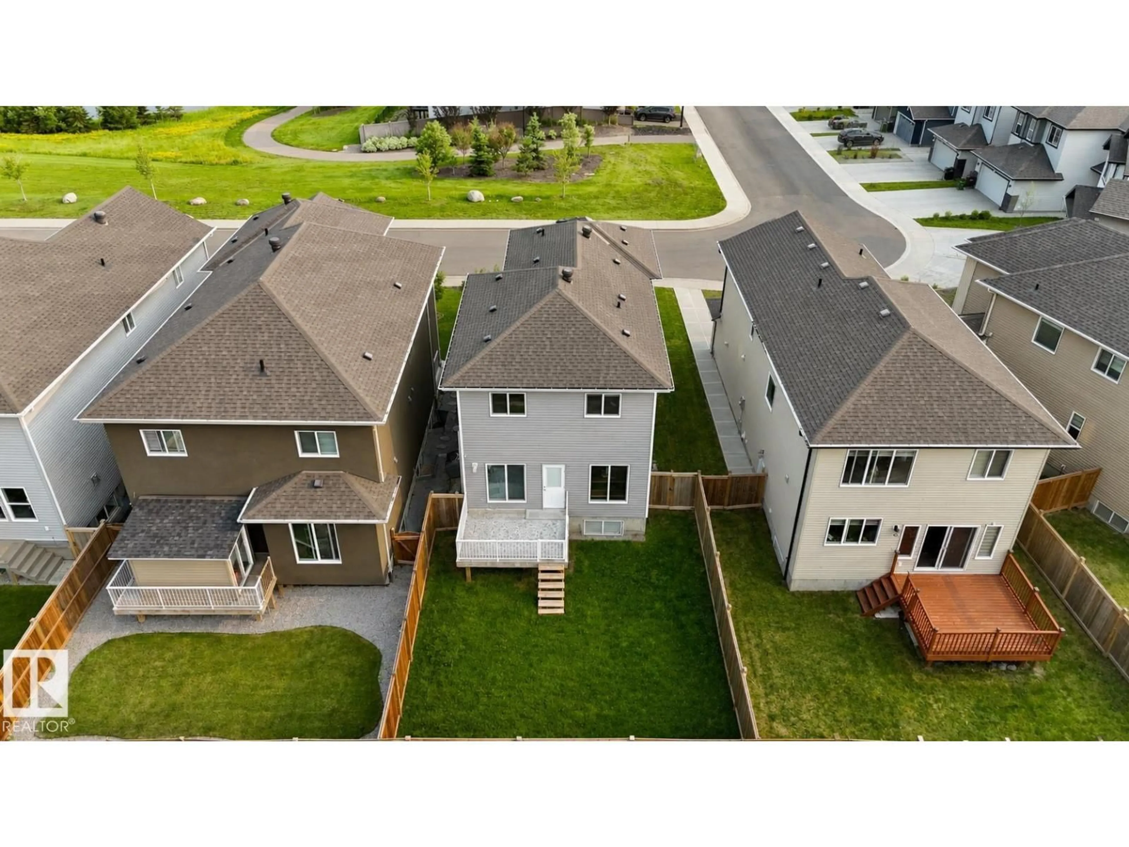 A pic from outside/outdoor area/front of a property/back of a property/a pic from drone, street for 2630 16A AVE AVE, Edmonton Alberta T6T2H6