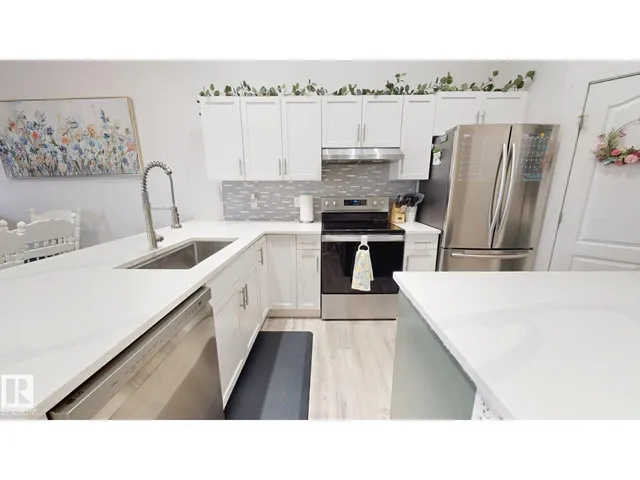 SW - 8821 8 AV, Edmonton 5