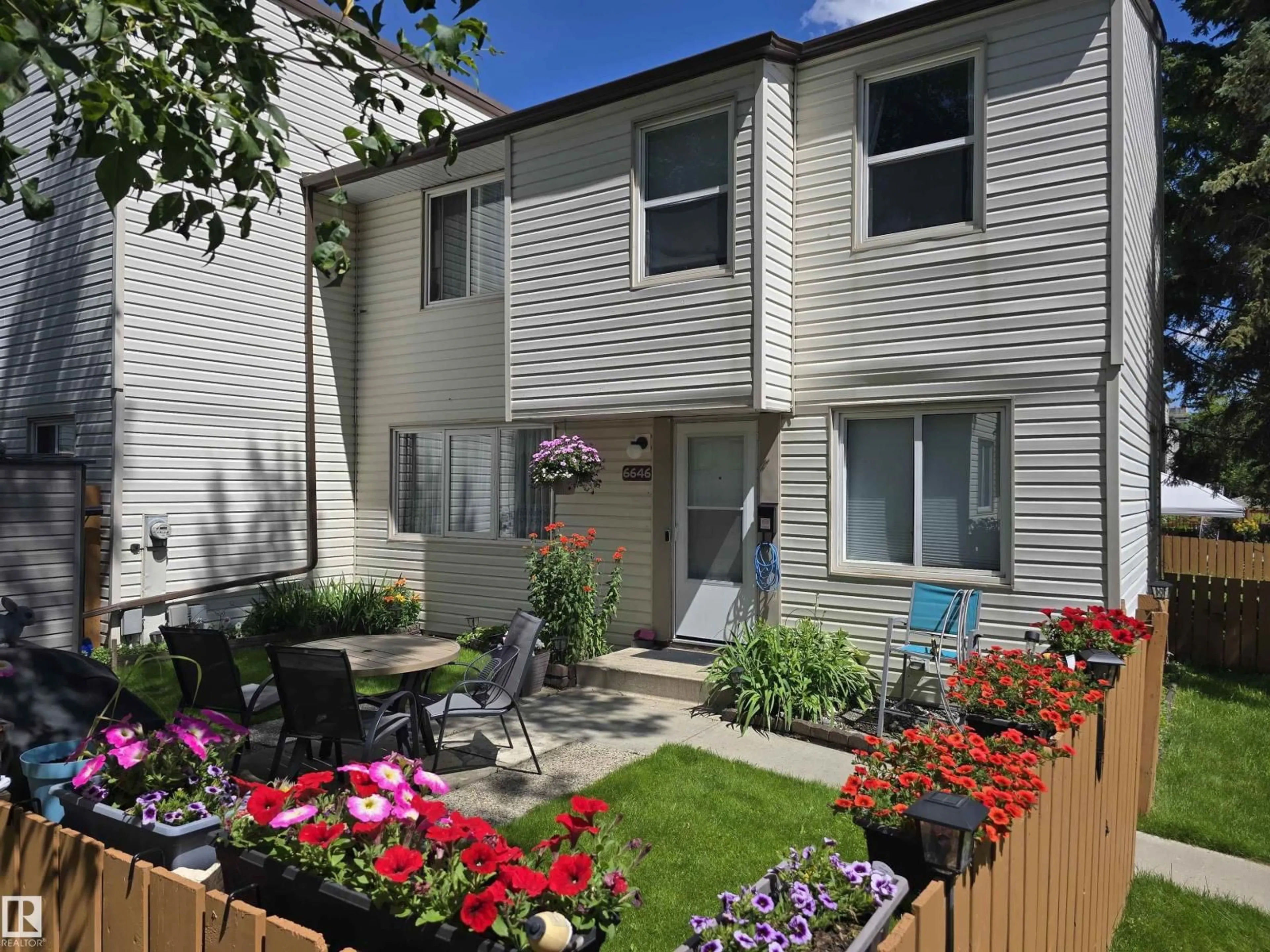 Patio, street for NW - 6646 178 ST, Edmonton Alberta T5T2A2