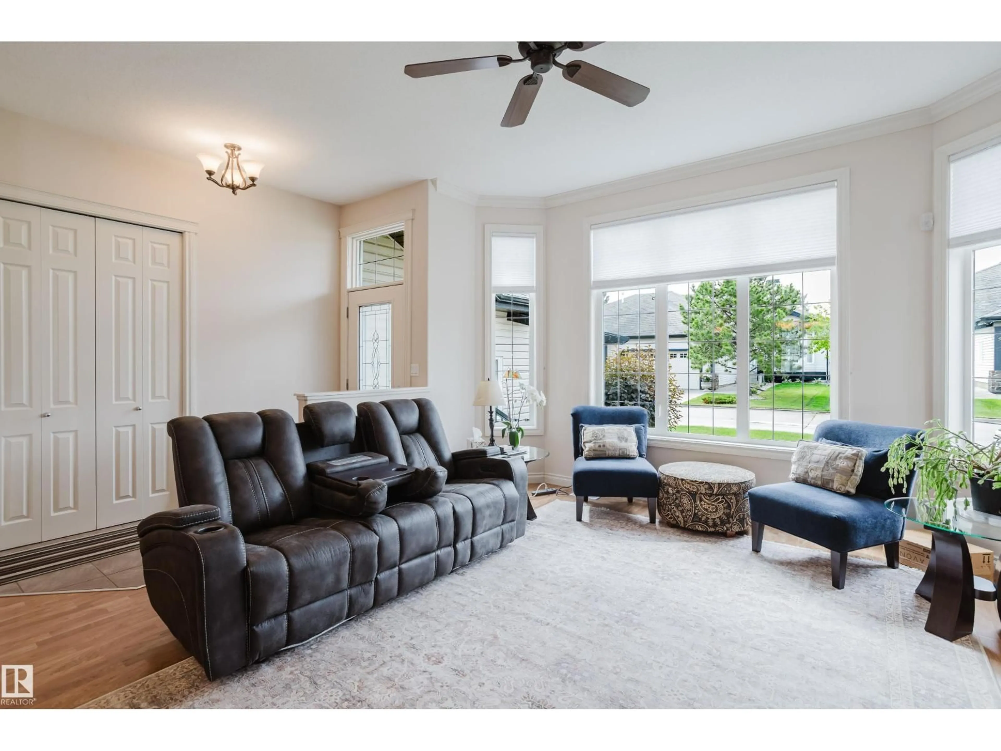 Living room with furniture, unknown for #6 - 12504 15 AV, Edmonton Alberta T6W1X1