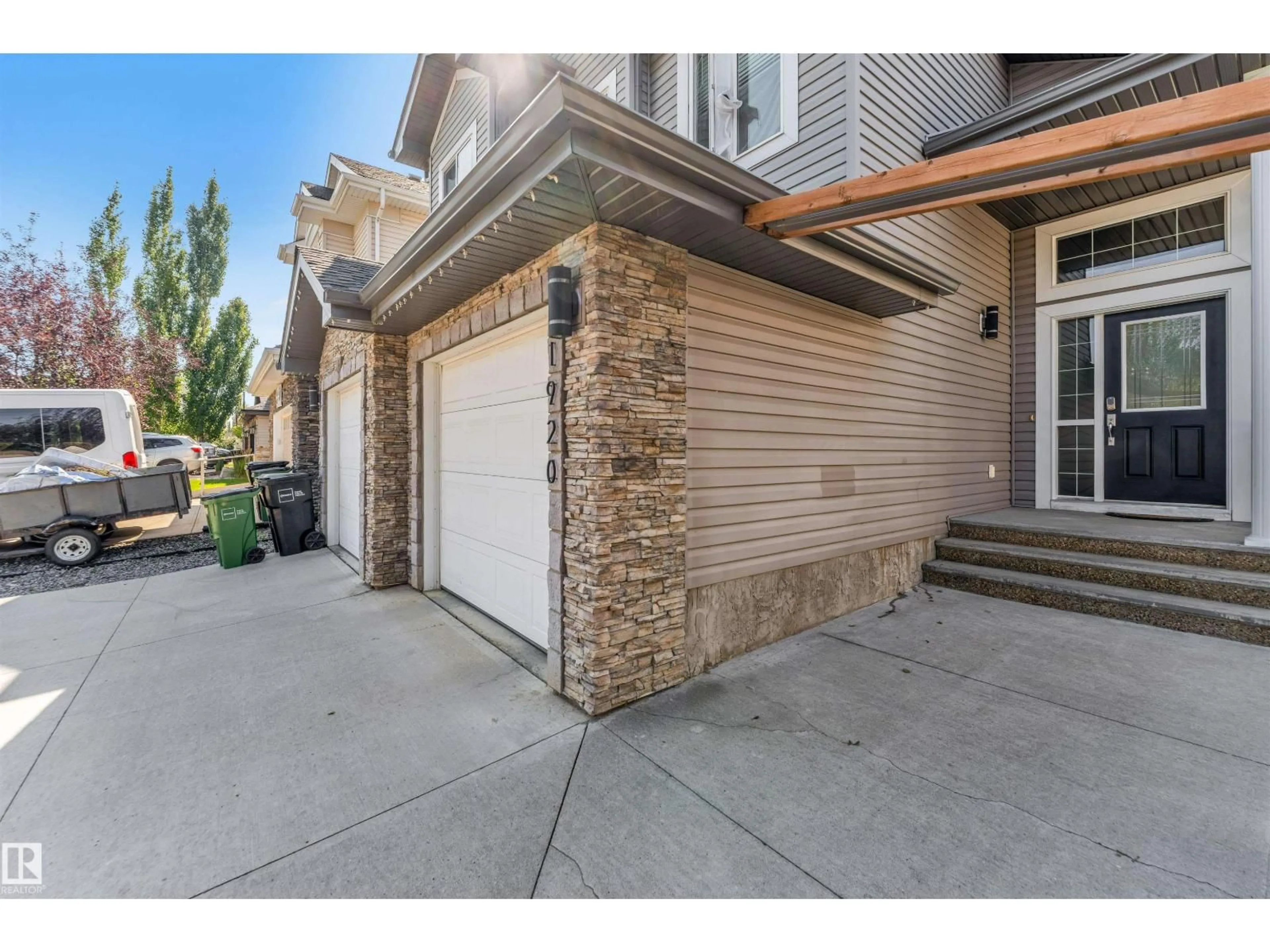 Unknown for 1920 69 ST, Edmonton Alberta T6X0L8