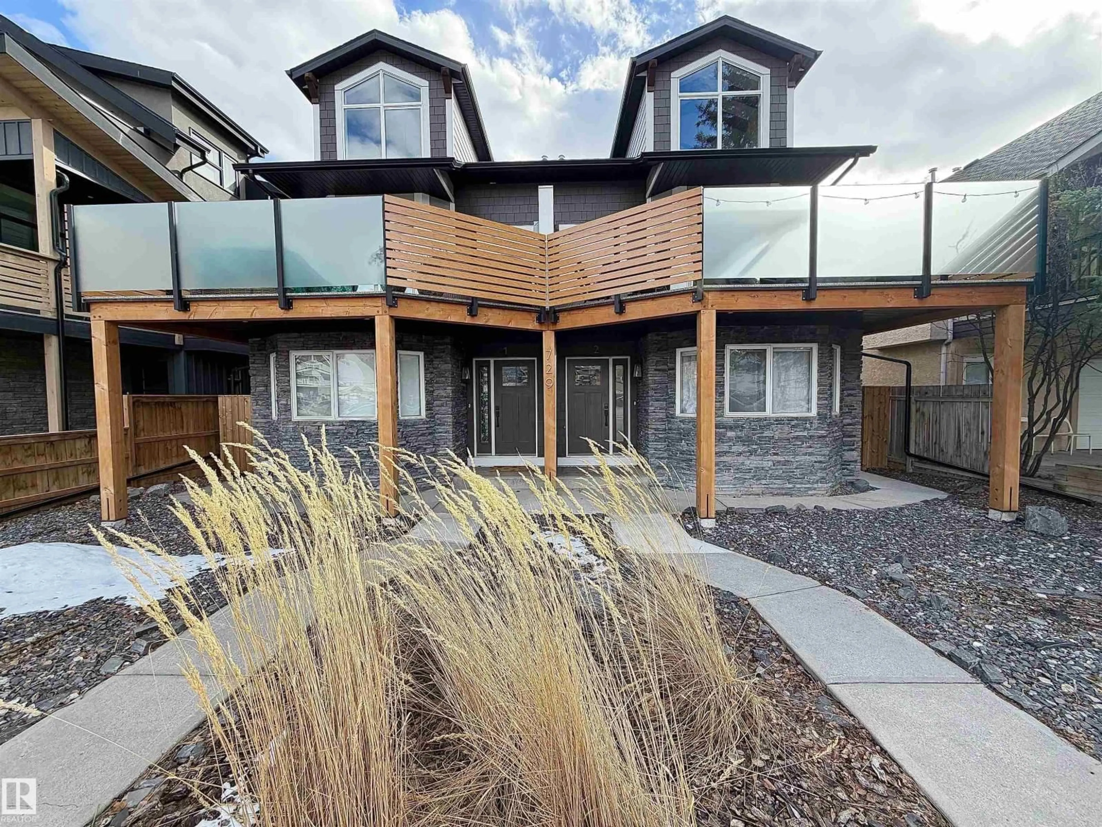 A pic from outside/outdoor area/front of a property/back of a property/a pic from drone, unknown for 729 7TH ST, Canmore Alberta T1W2C3