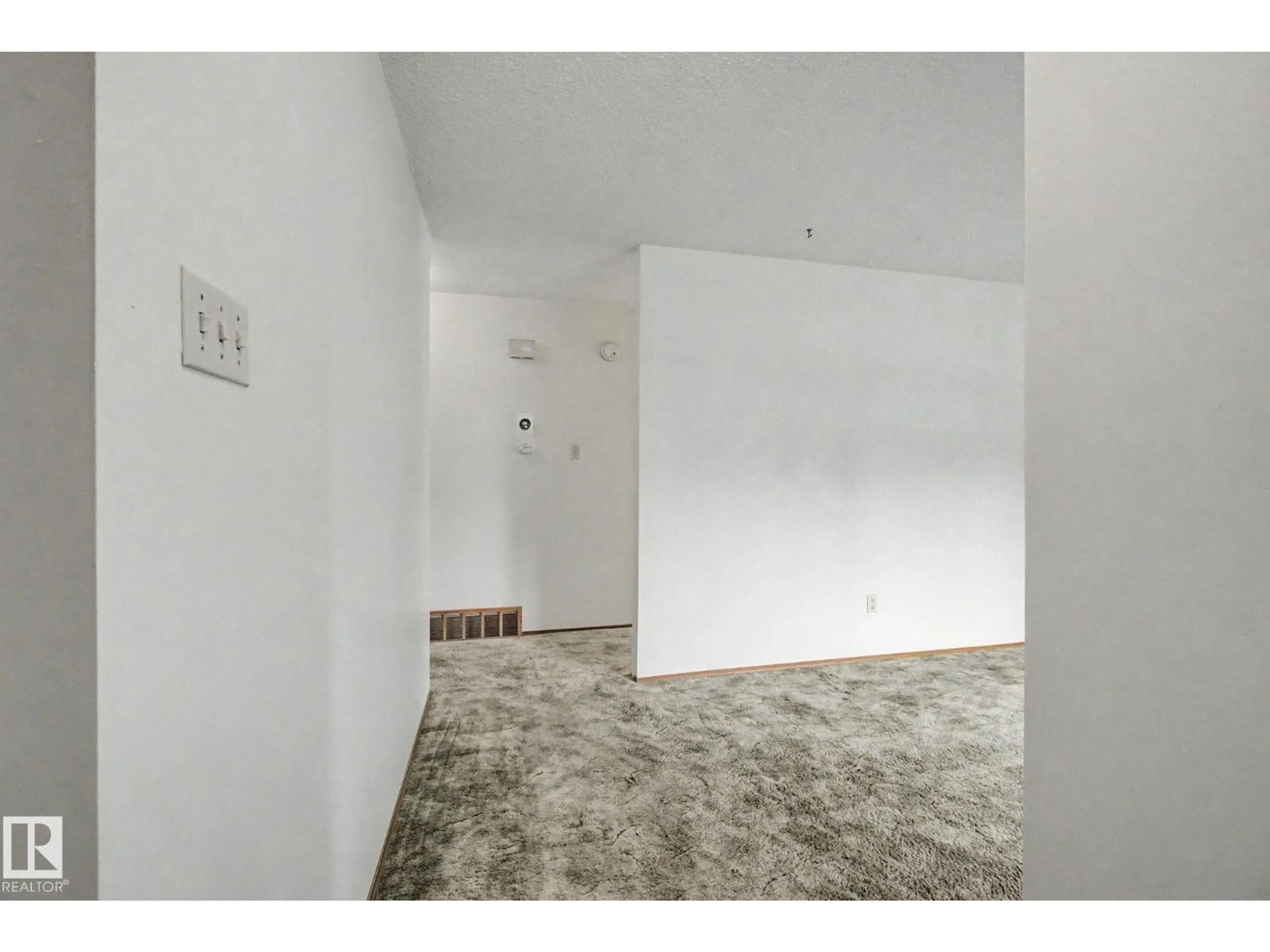 A pic of a room for NW - 8115 169 ST, Edmonton Alberta T5R2W4