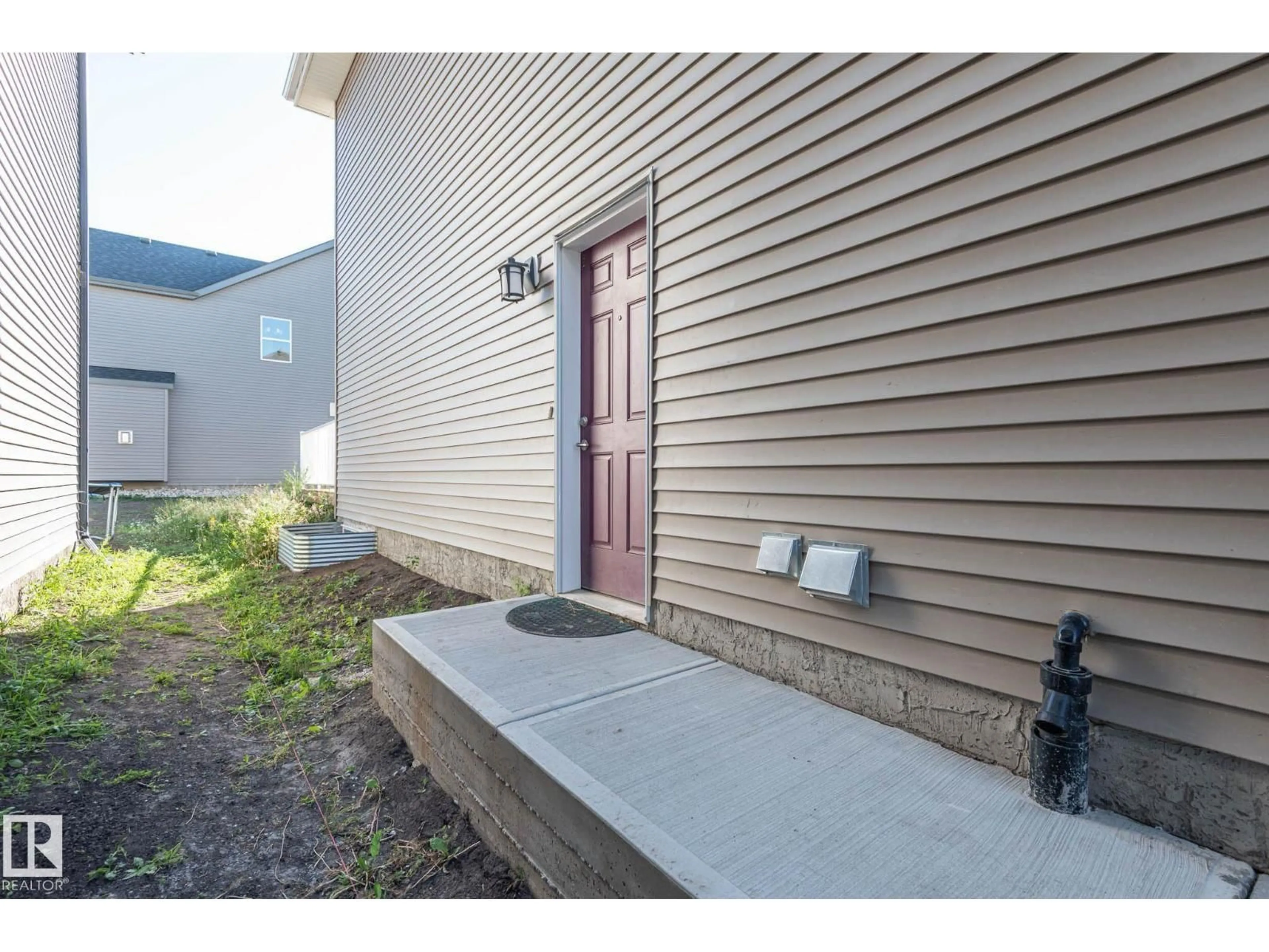 Unknown for 2635 DONAGHEY CR, Edmonton Alberta T6W4T1