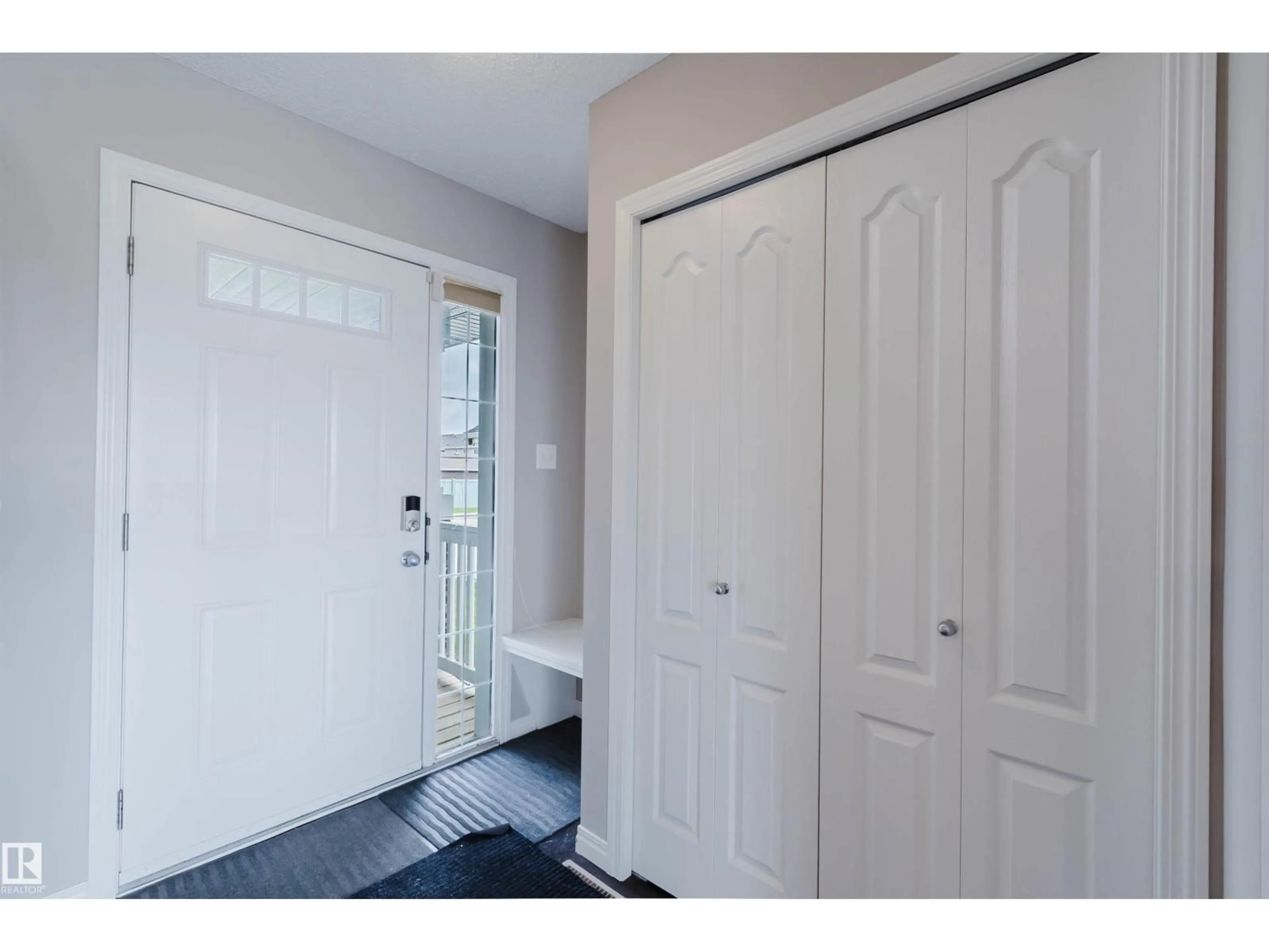 Indoor entryway for SW - 16627 18 AV, Edmonton Alberta T6W3C5