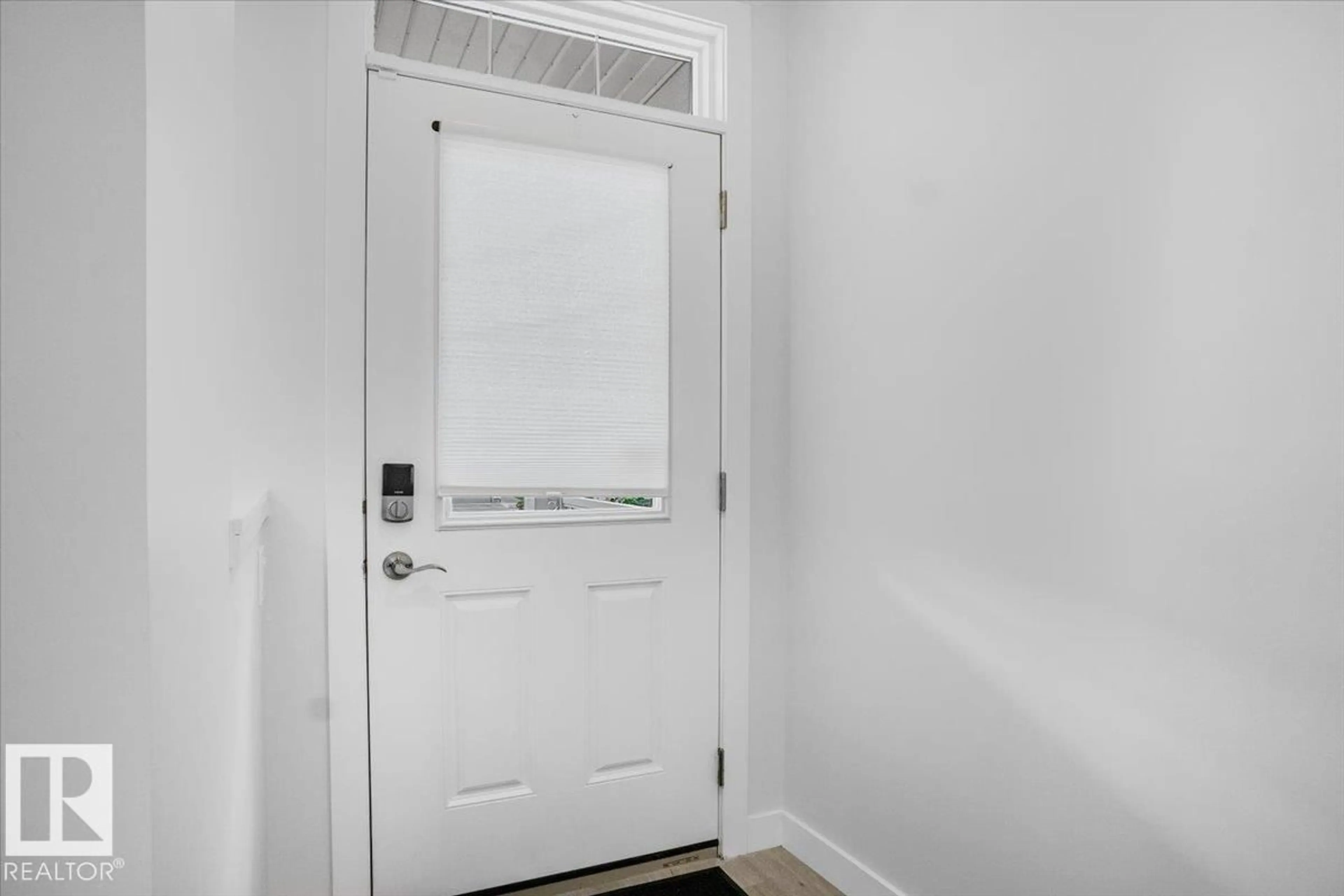 Indoor entryway for 2852 DUKE CR, Edmonton Alberta T6W3Y4