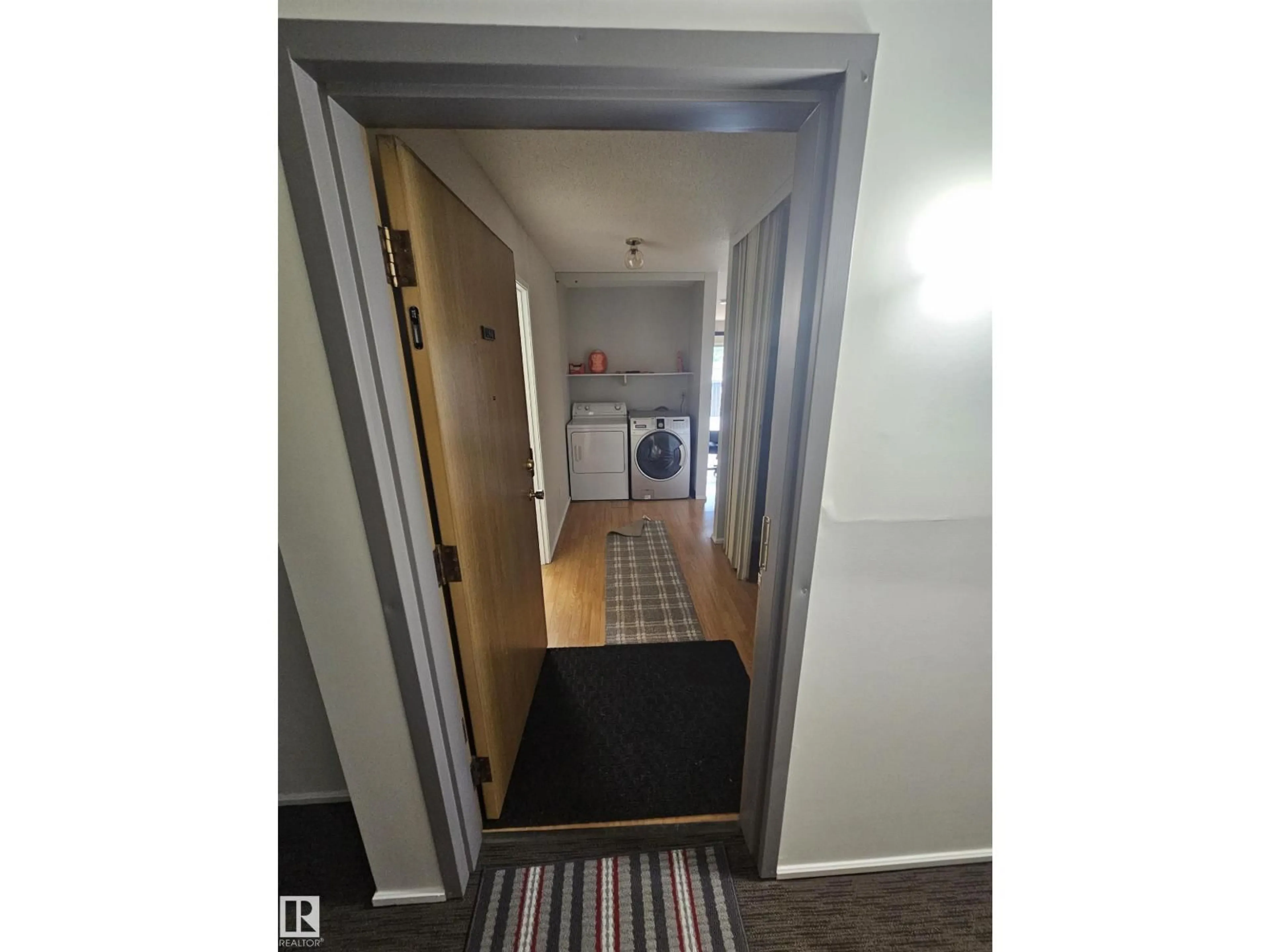 Unknown for 10838 108 STREET, Edmonton Alberta T5H3A6