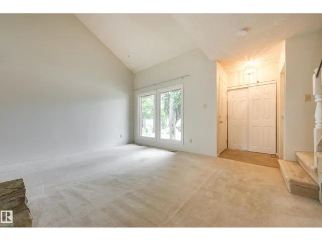 5441 HILL VIEW CR, Edmonton 3