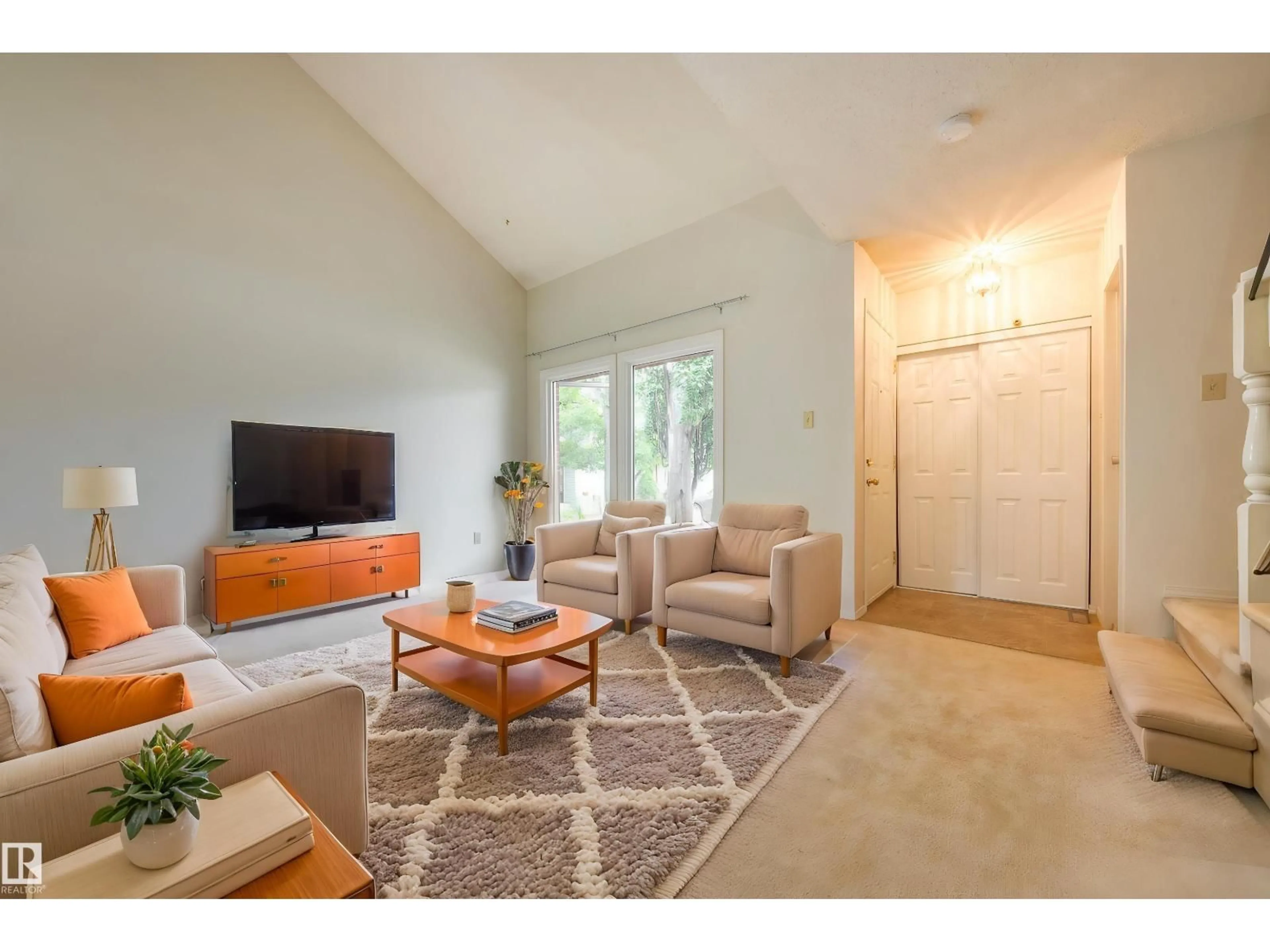 Living room with furniture, unknown for 5441 HILL VIEW CR, Edmonton Alberta T6L1V9
