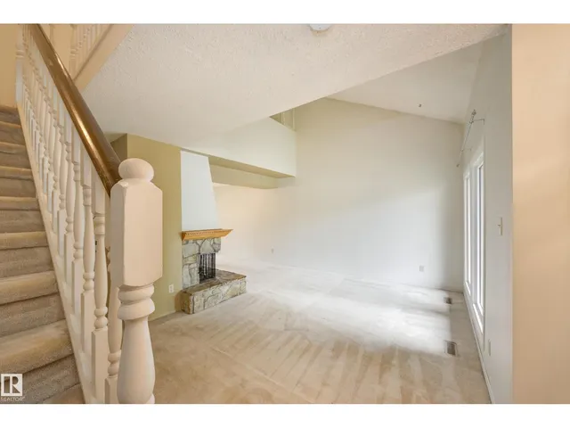 5441 HILL VIEW CR, Edmonton 5