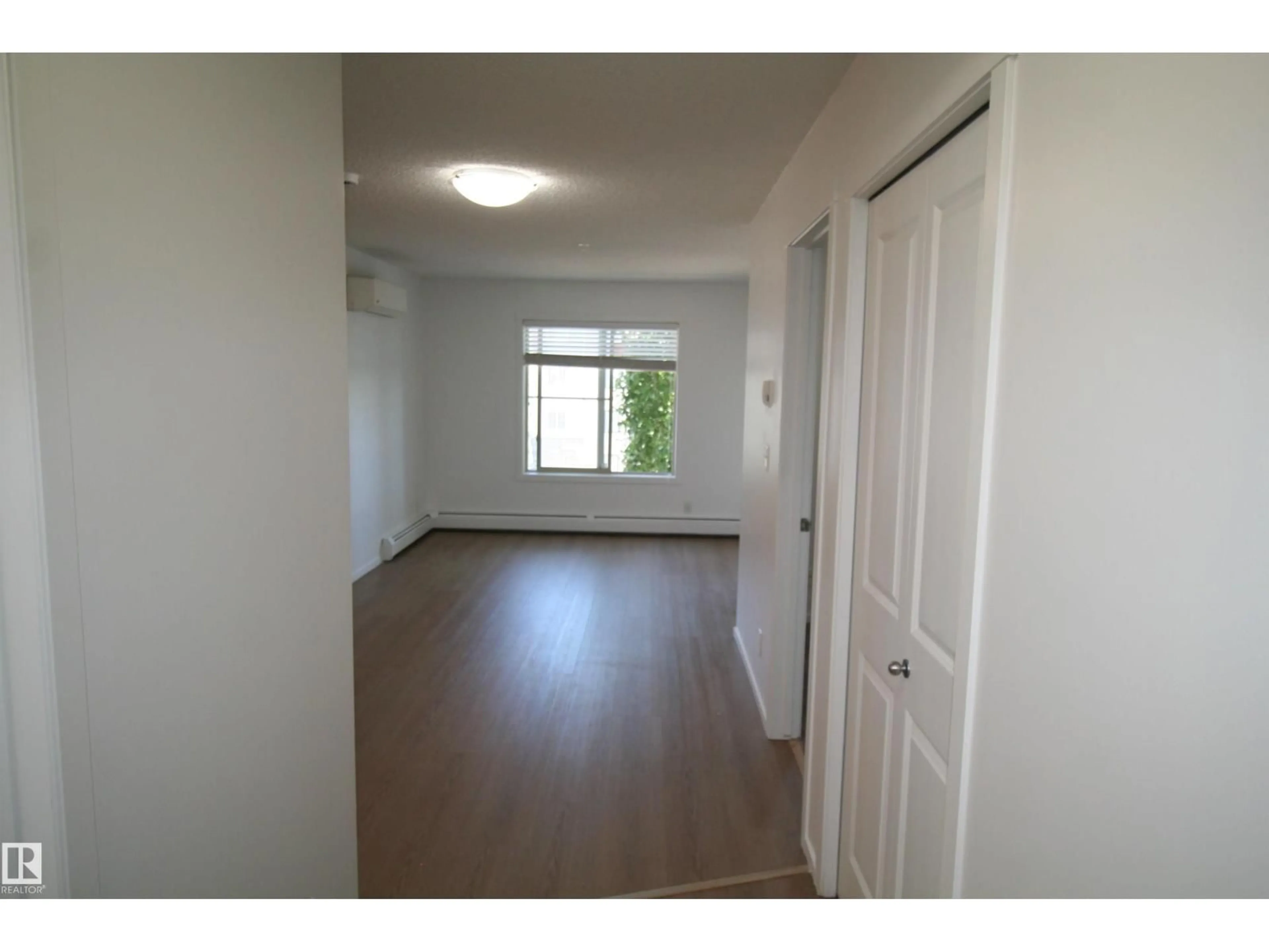 A pic of a room for 5810 - 316 MULLEN PL, Edmonton Alberta T6R0W3