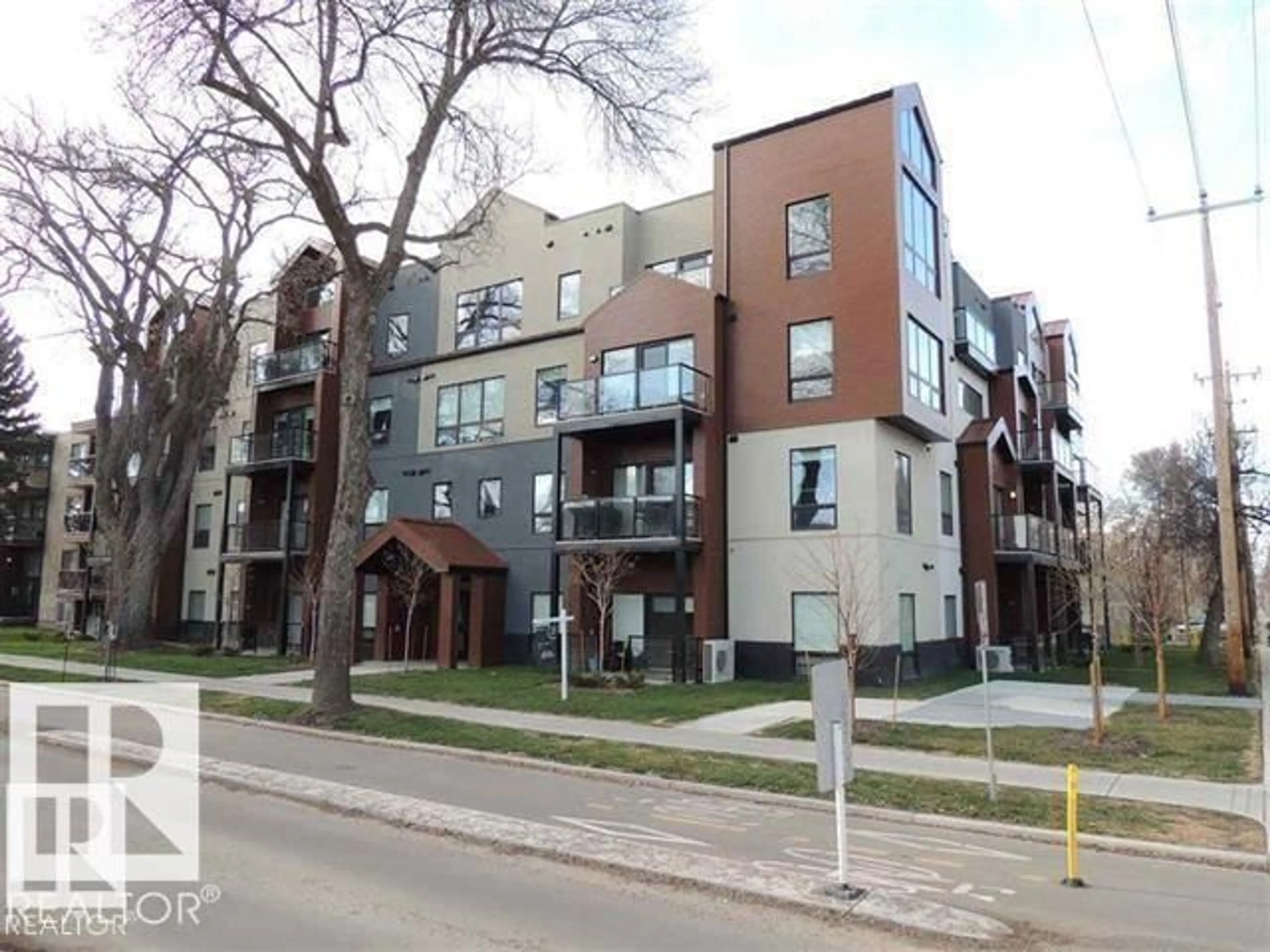 Unknown for #103 - 10006 83 AV, Edmonton Alberta T6E2C2
