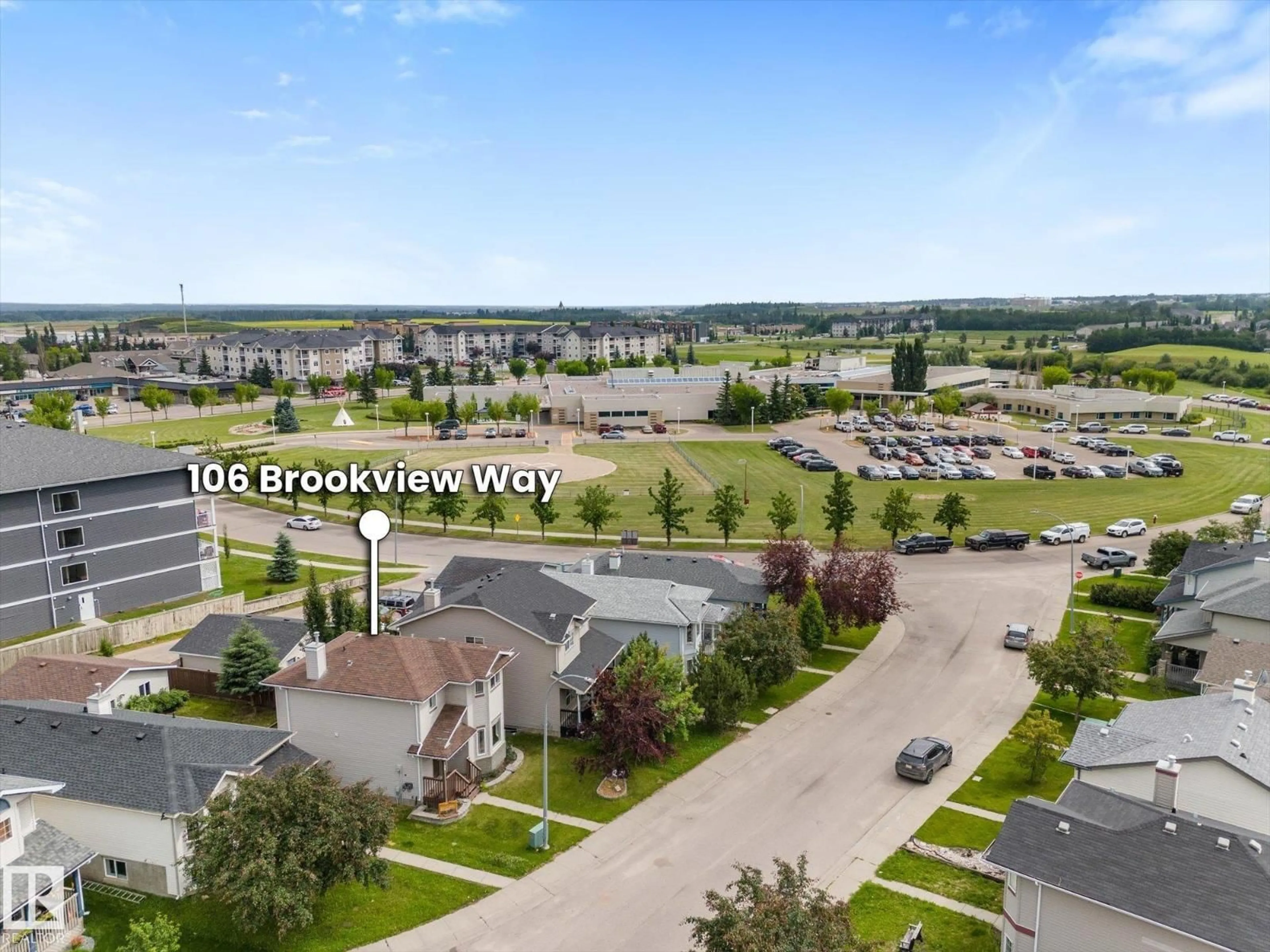 A pic from outside/outdoor area/front of a property/back of a property/a pic from drone, unknown for 106 BROOKVIEW WY, Stony Plain Alberta T7Z2X6