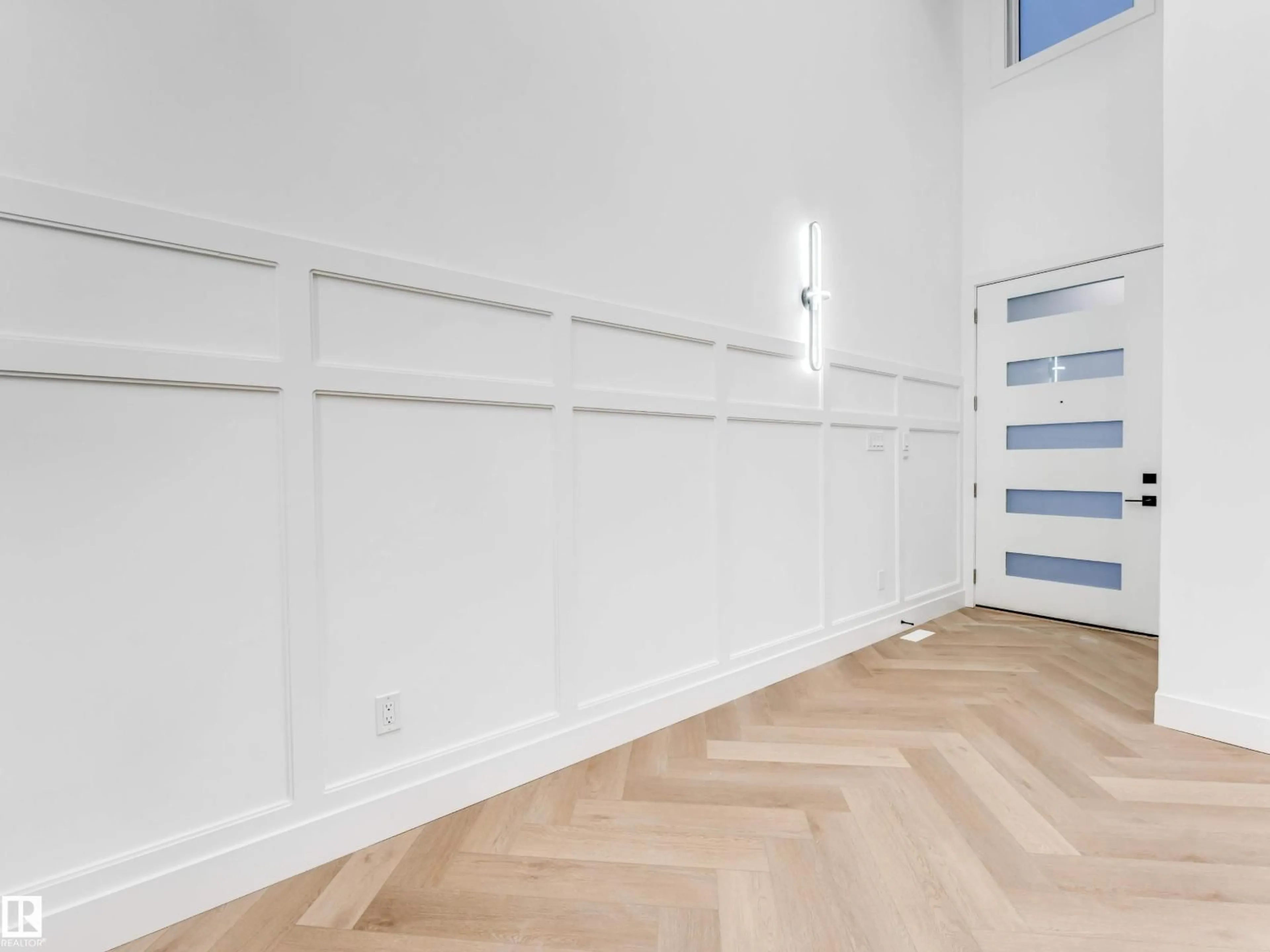 Indoor foyer for NE - 2346 63 AV, Rural Leduc County Alberta T4X3A6