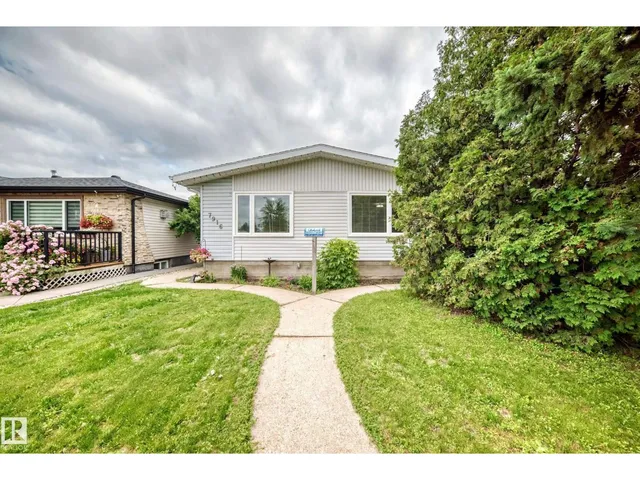 7916 130 AV, Edmonton 2