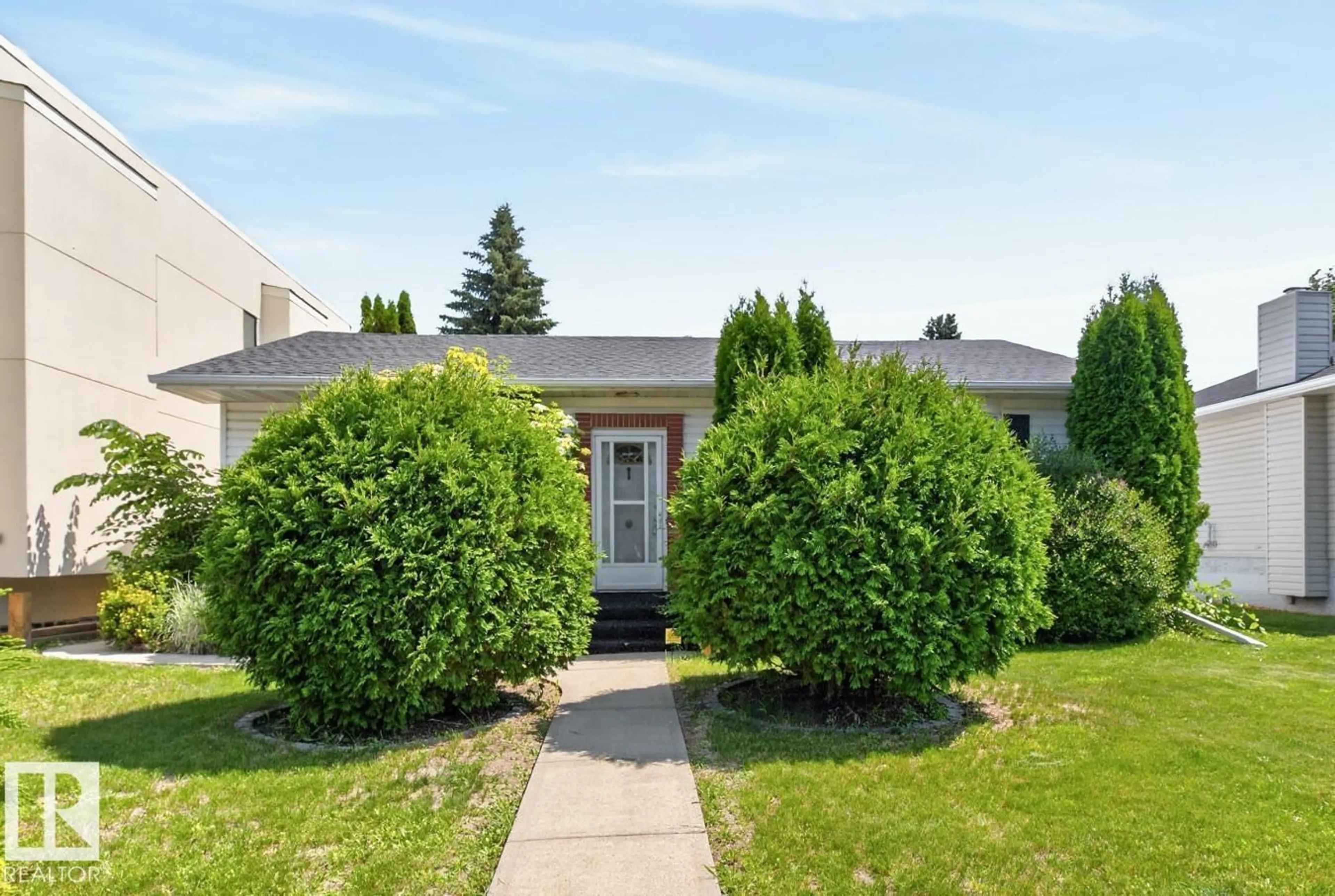Patio, street for NW - 9627 146 ST, Edmonton Alberta T5N2Z2