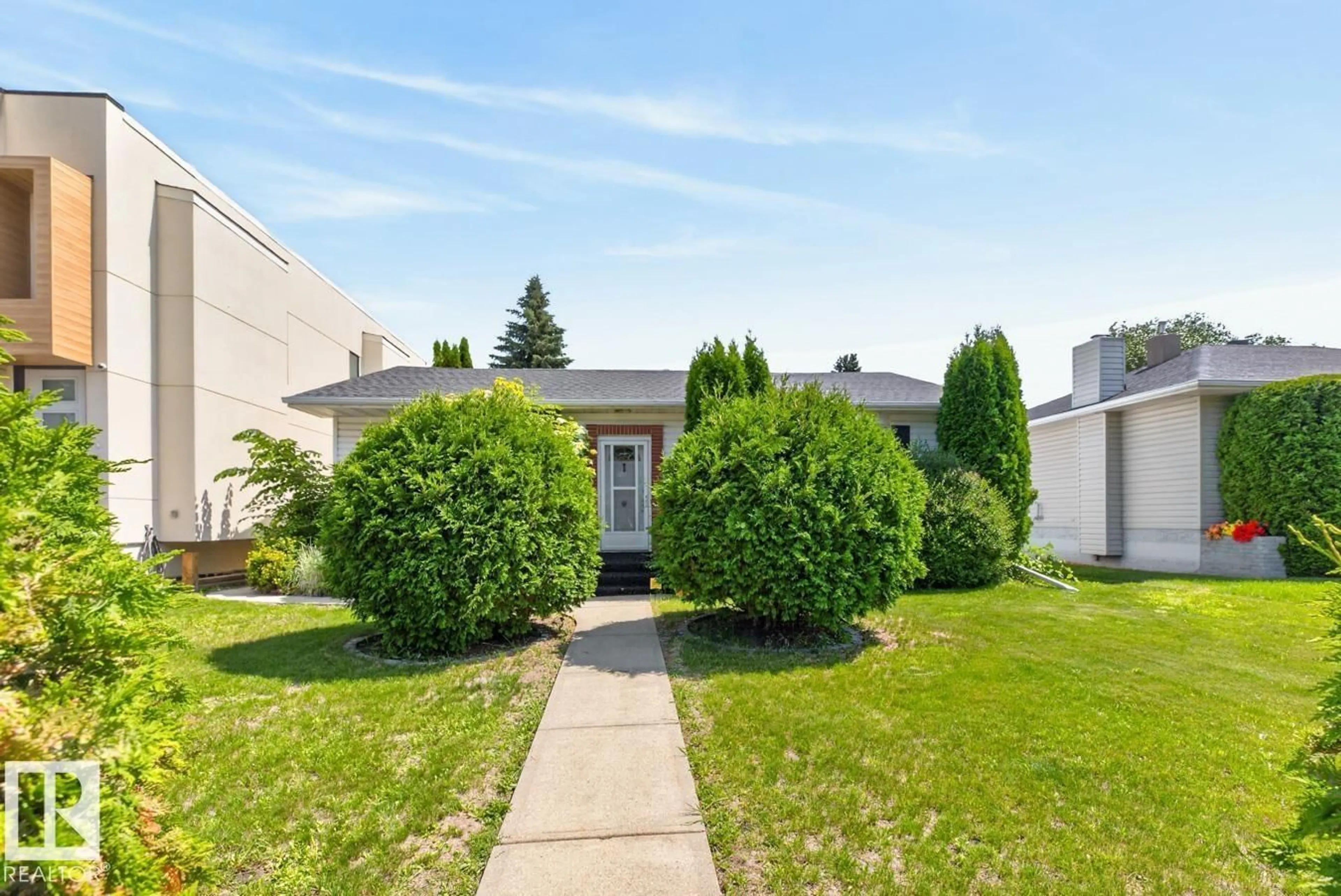 Unknown for NW - 9627 146 ST, Edmonton Alberta T5N2Z2