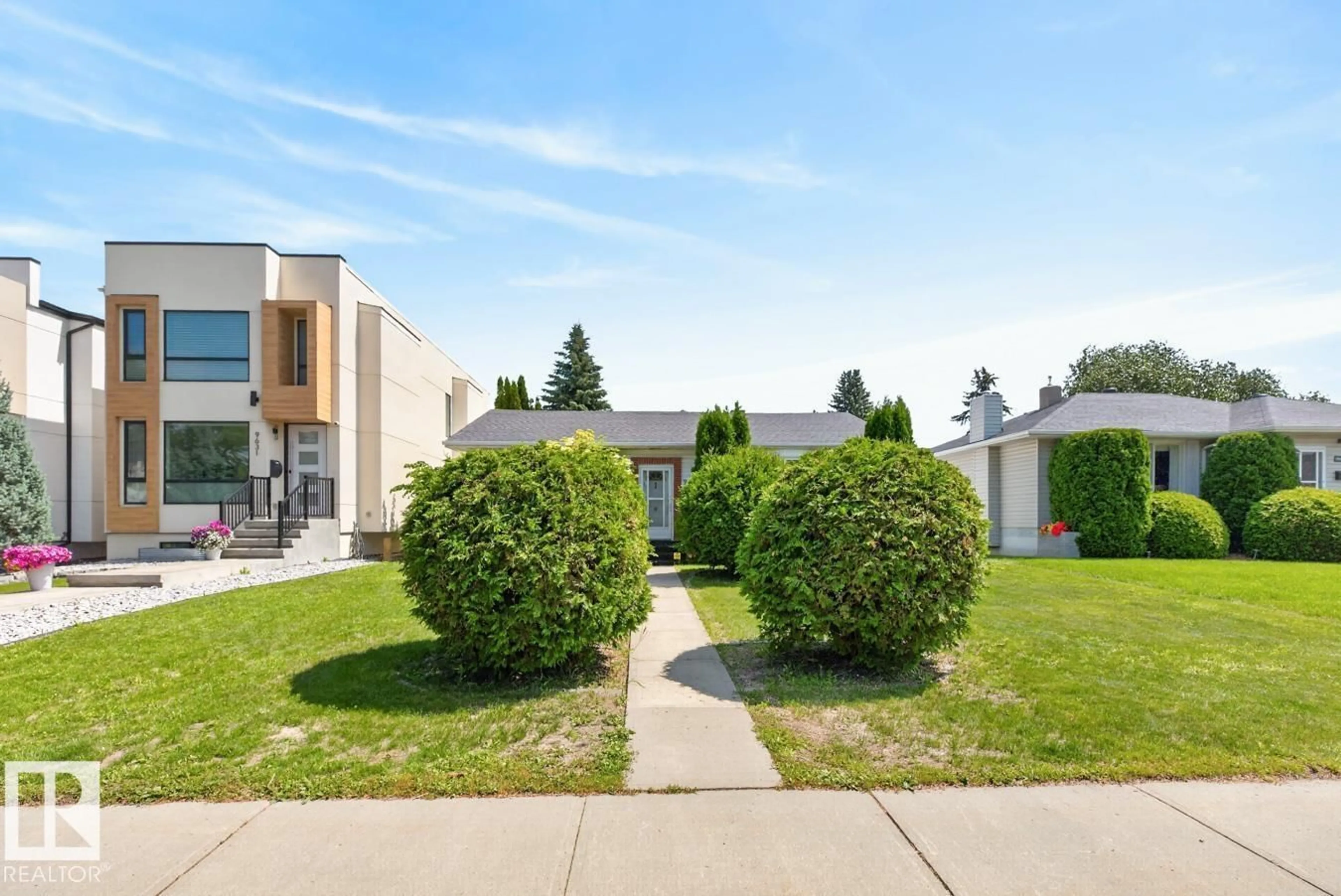 Unknown for NW - 9627 146 ST, Edmonton Alberta T5N2Z2