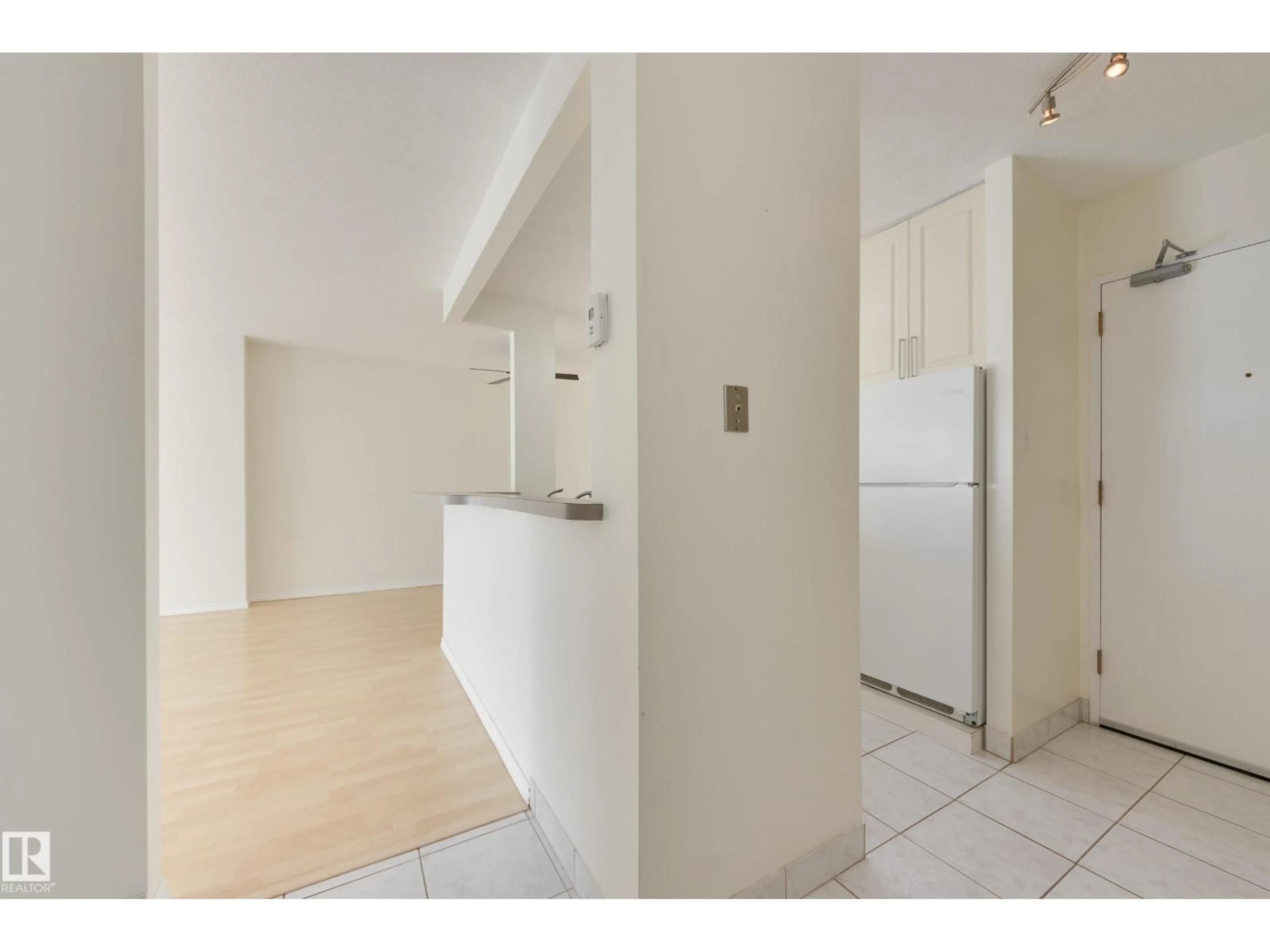 Standard kitchen, unknown for #507 - 9835 113 ST, Edmonton Alberta T5K1N4