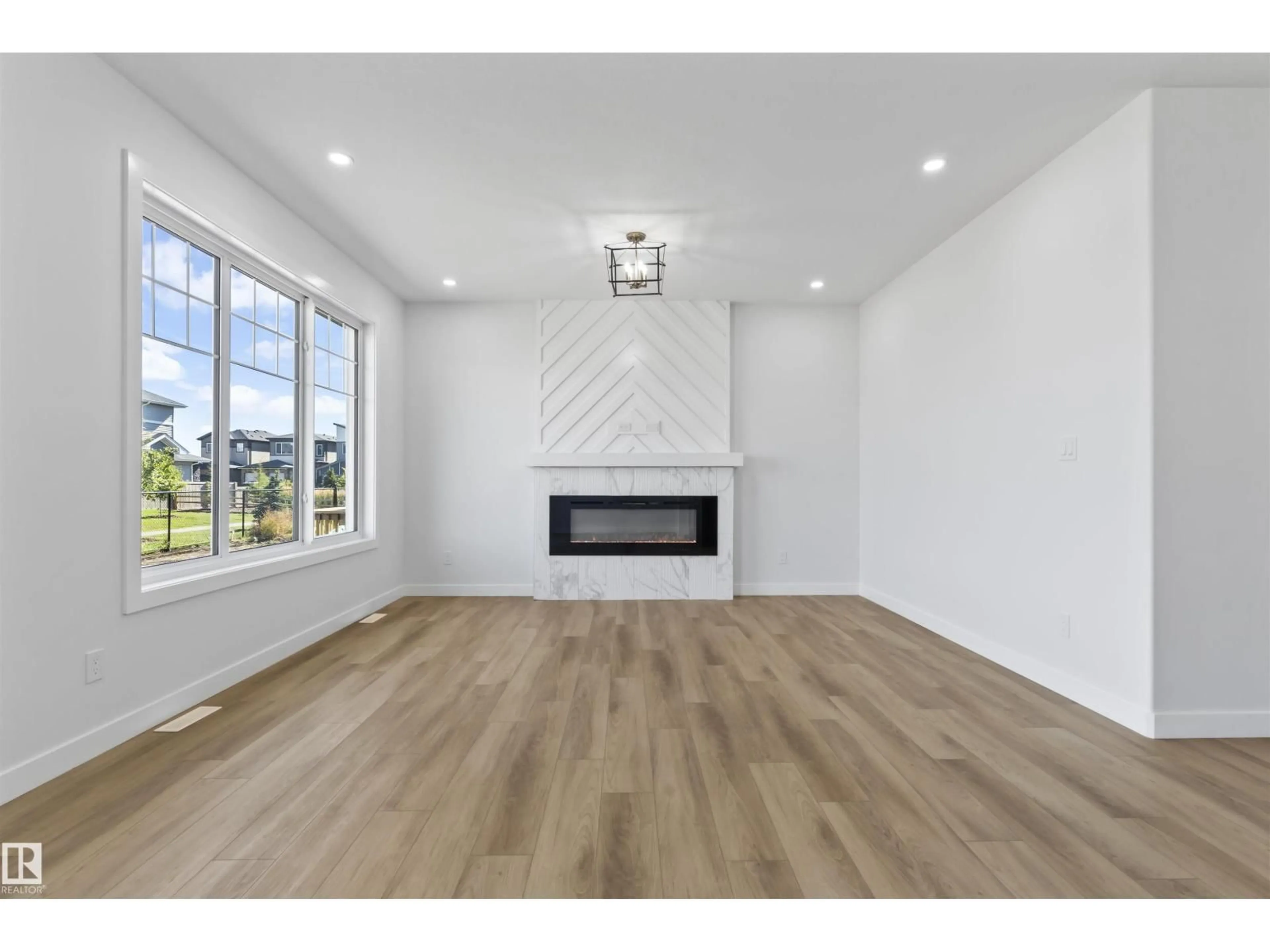 A pic of a room for 208 FALCON CRESCENT, Leduc Alberta T0B3M3