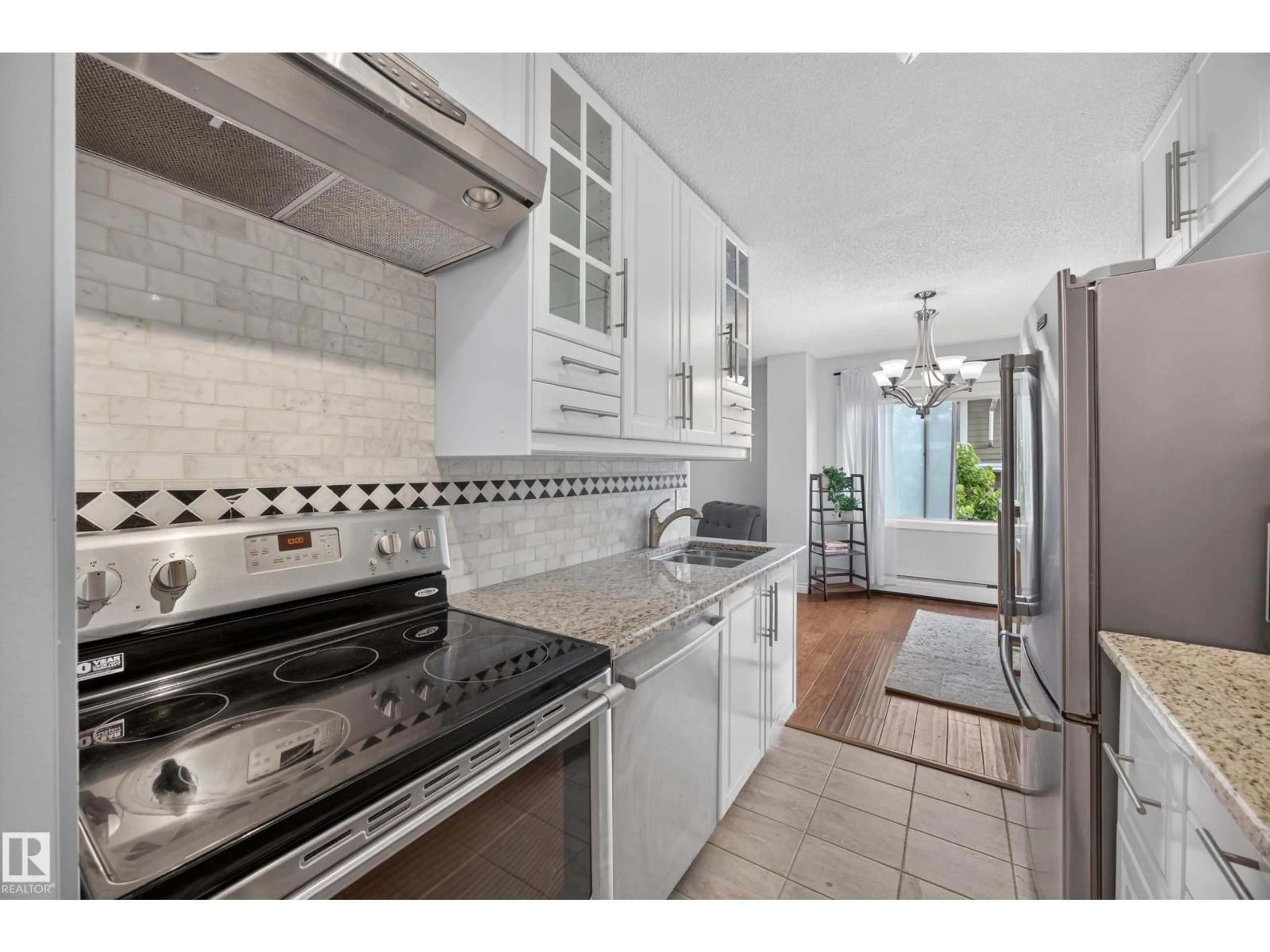 Standard kitchen, ceramic/tile floor for #602 - 9725 106 ST NW, Edmonton Alberta T5K1B5
