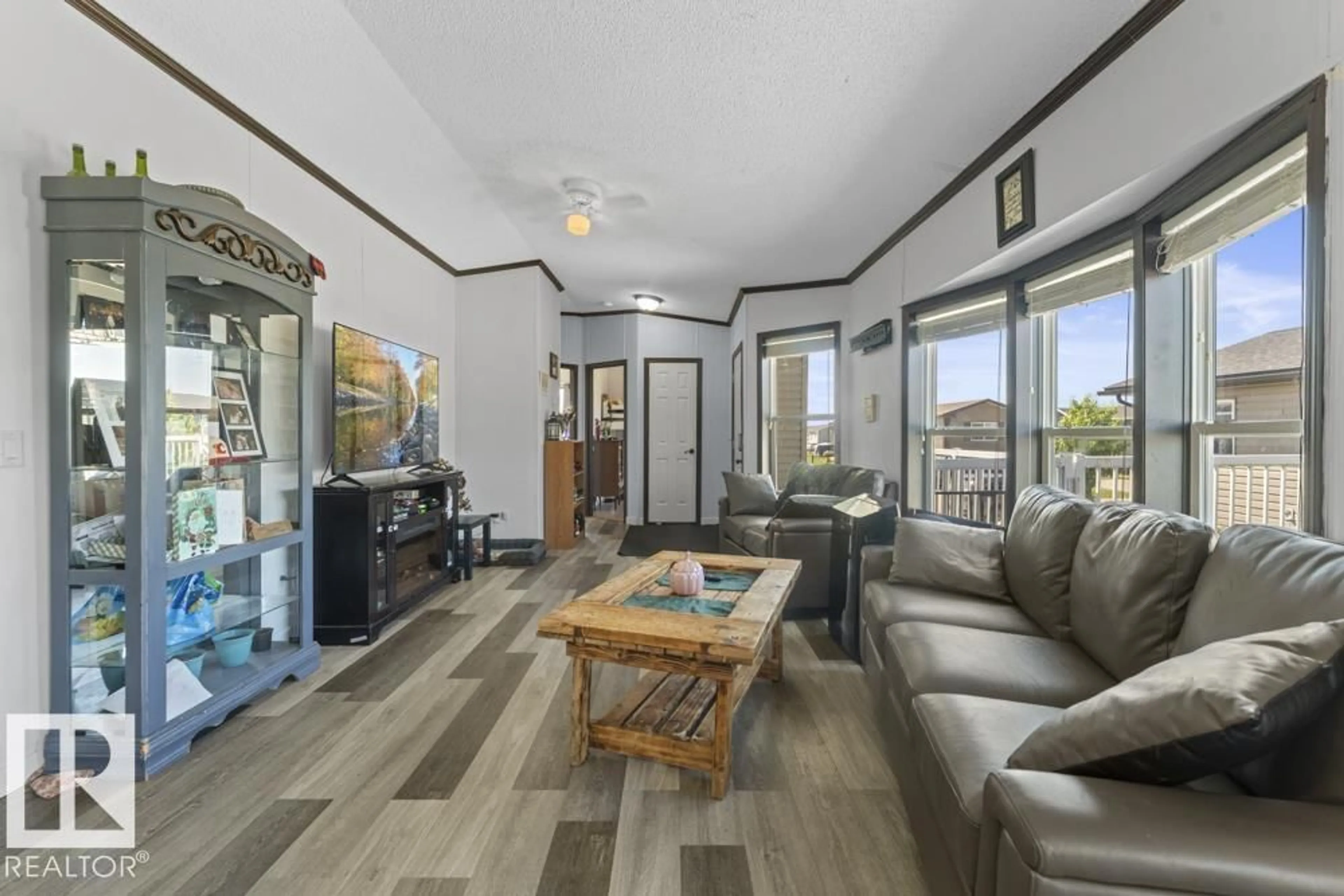 Living room with furniture, unknown for 4510 SNOWBIRD LN, Cold Lake Alberta T9M0C6