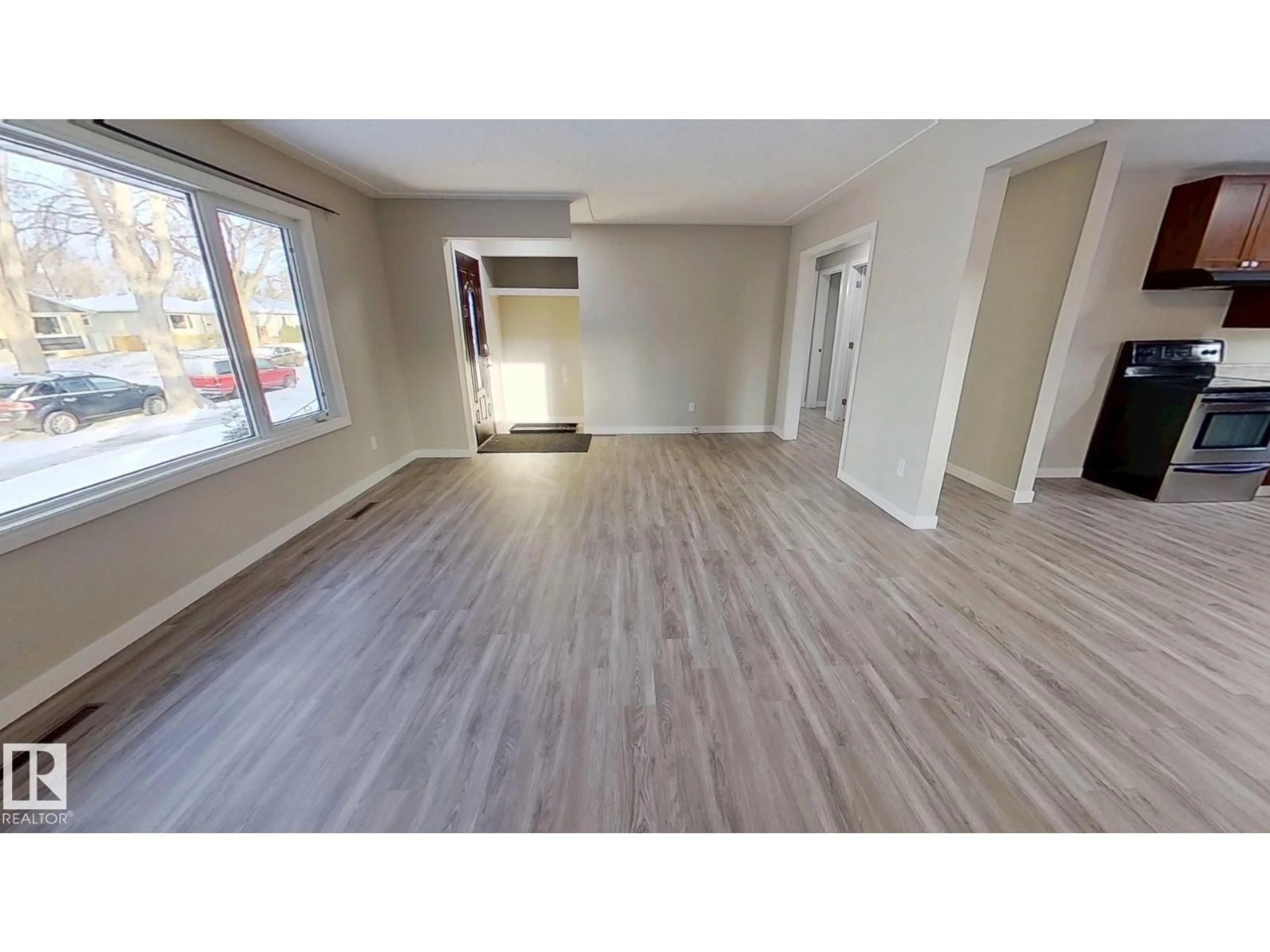 A pic of a room for NW - 12211 52 ST, Edmonton Alberta T5W3K3