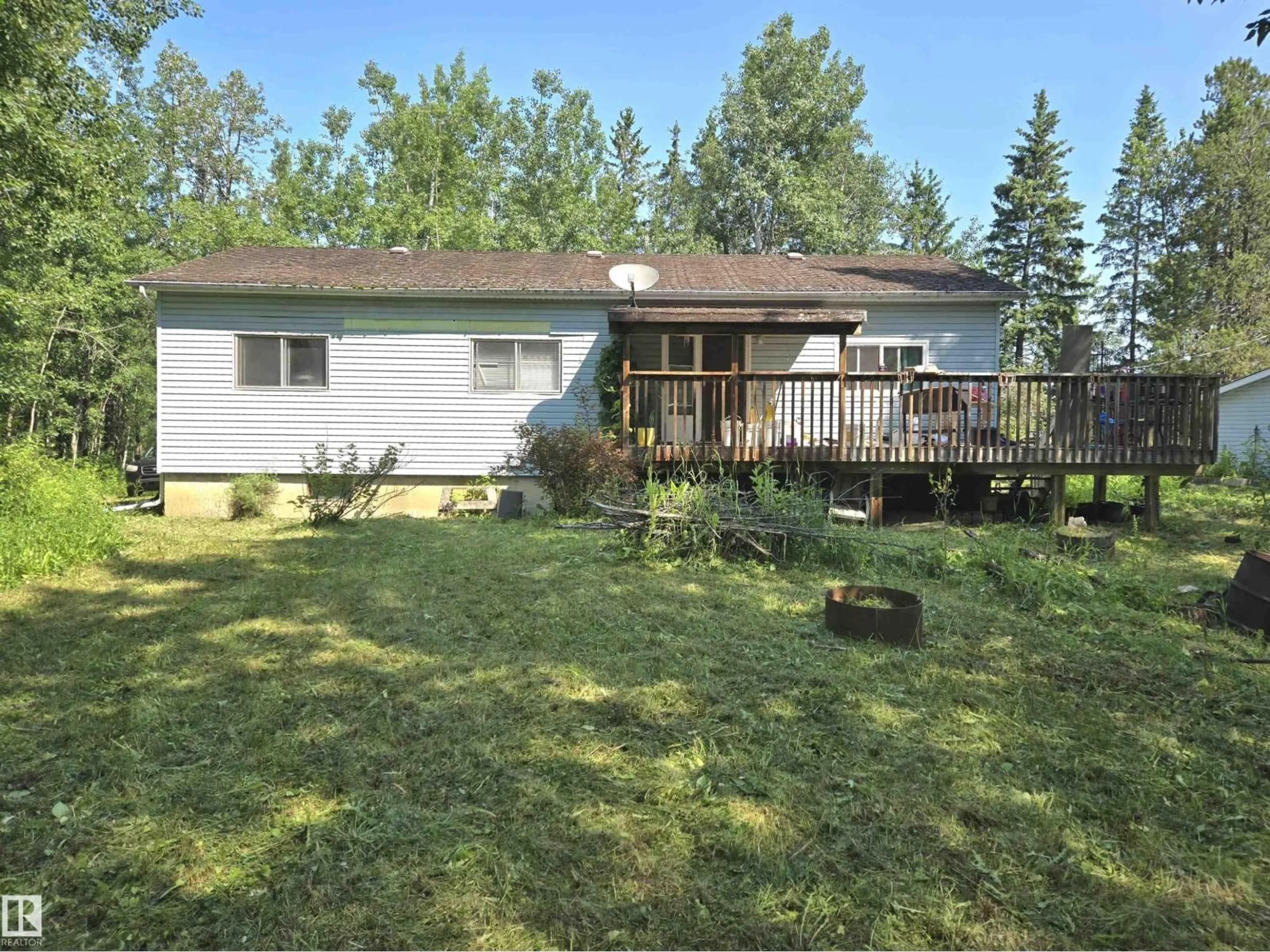 A pic from outside/outdoor area/front of a property/back of a property/a pic from drone, unknown for 22231 TWP ROAD 514A, Rural Strathcona County Alberta T8C1H4
