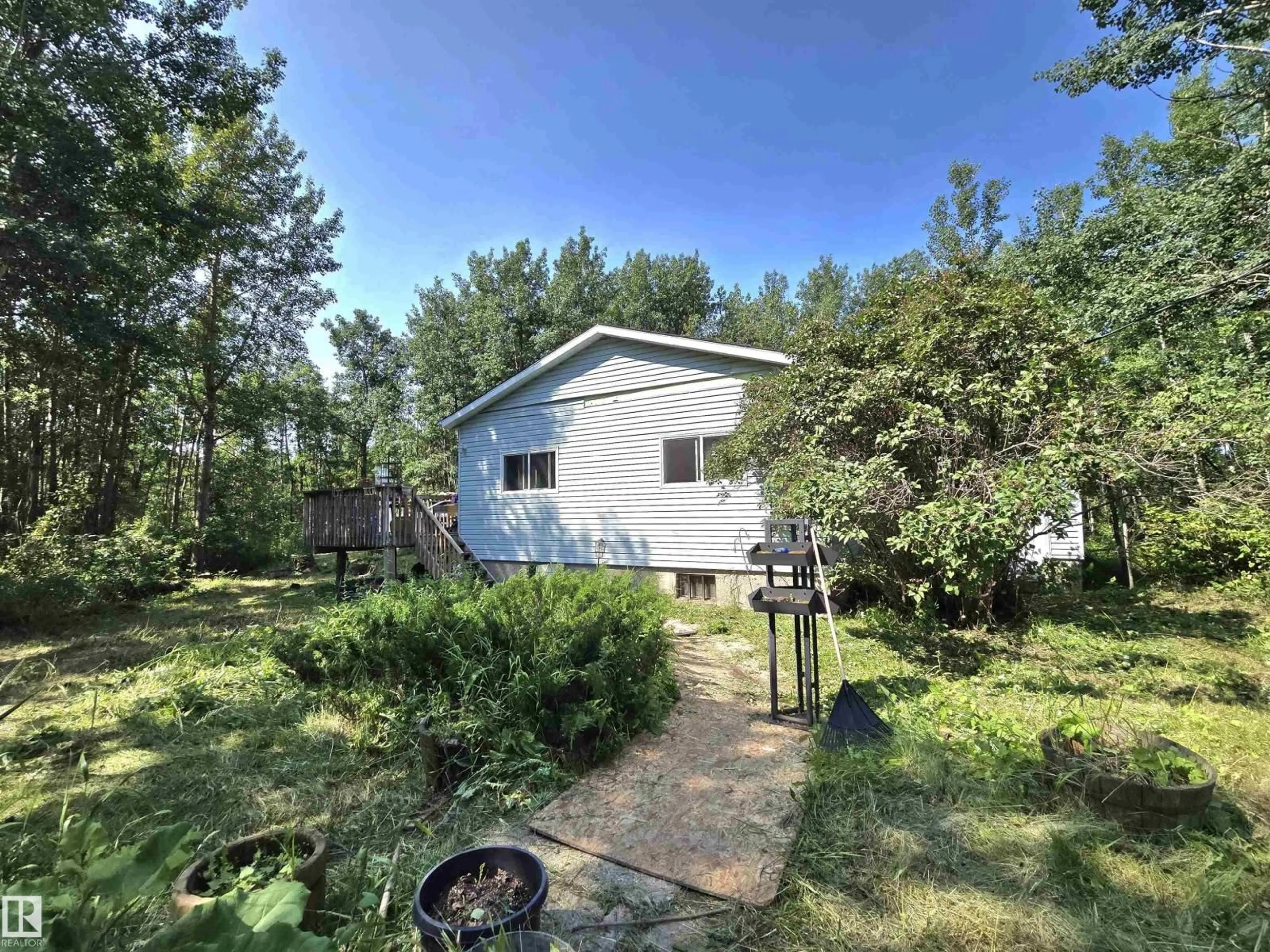 Shed for 22231 TWP ROAD 514A, Rural Strathcona County Alberta T8C1H4