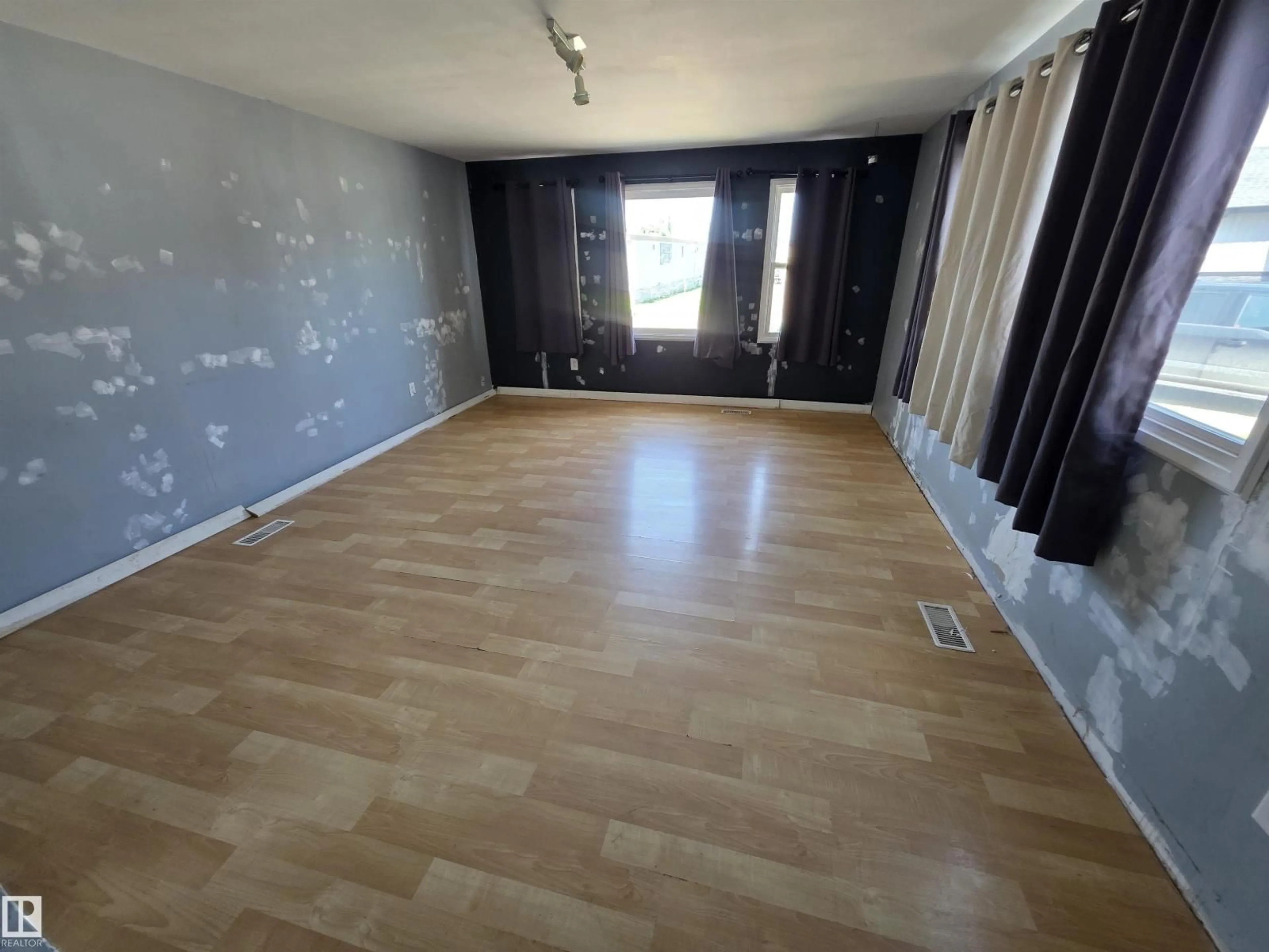 A pic of a room for 9 - 5220 44 AV, Calmar Alberta T0C0V0