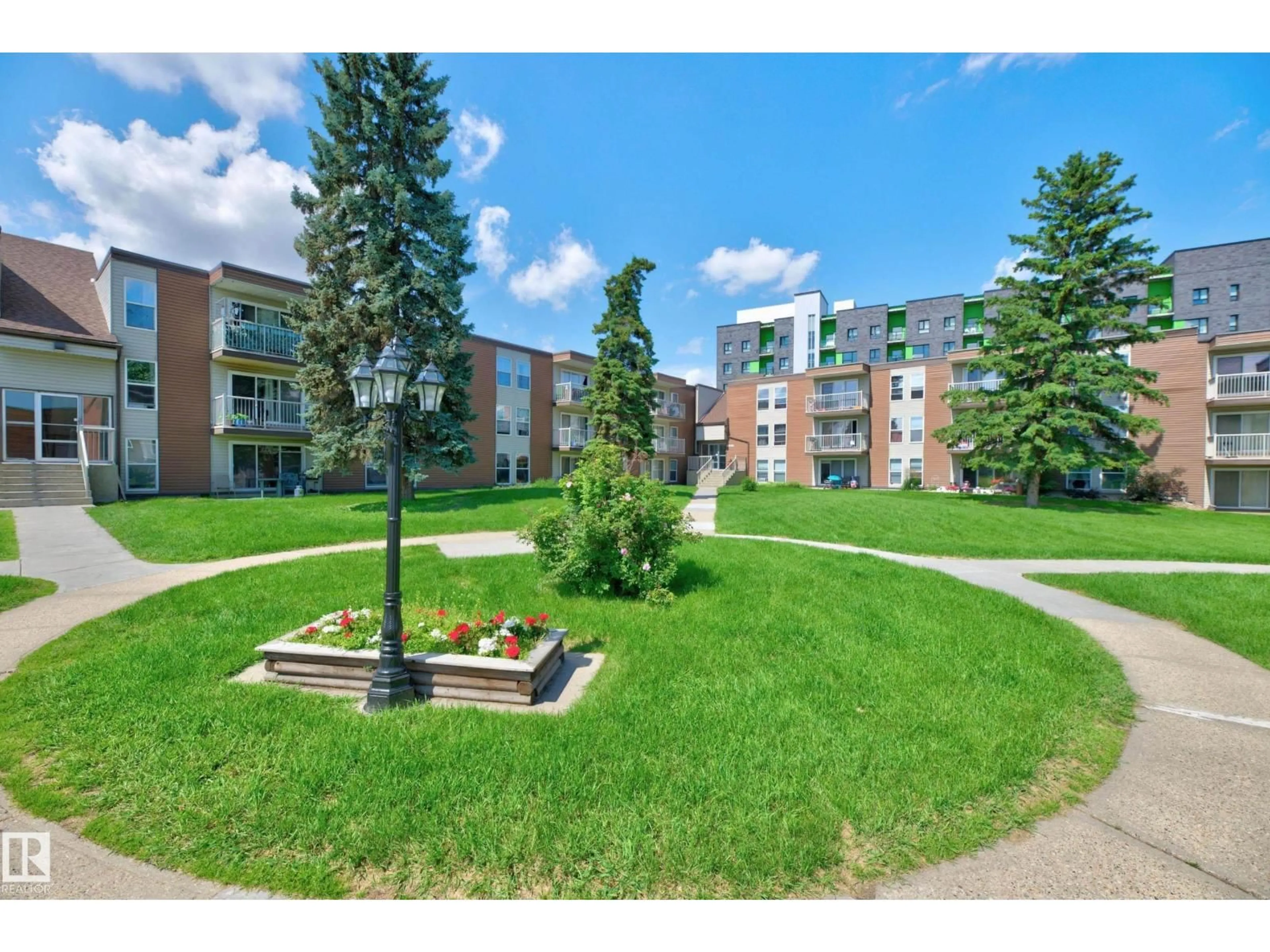 Patio, unknown for 209 - 7220 144 AV, Edmonton Alberta T4C3E4