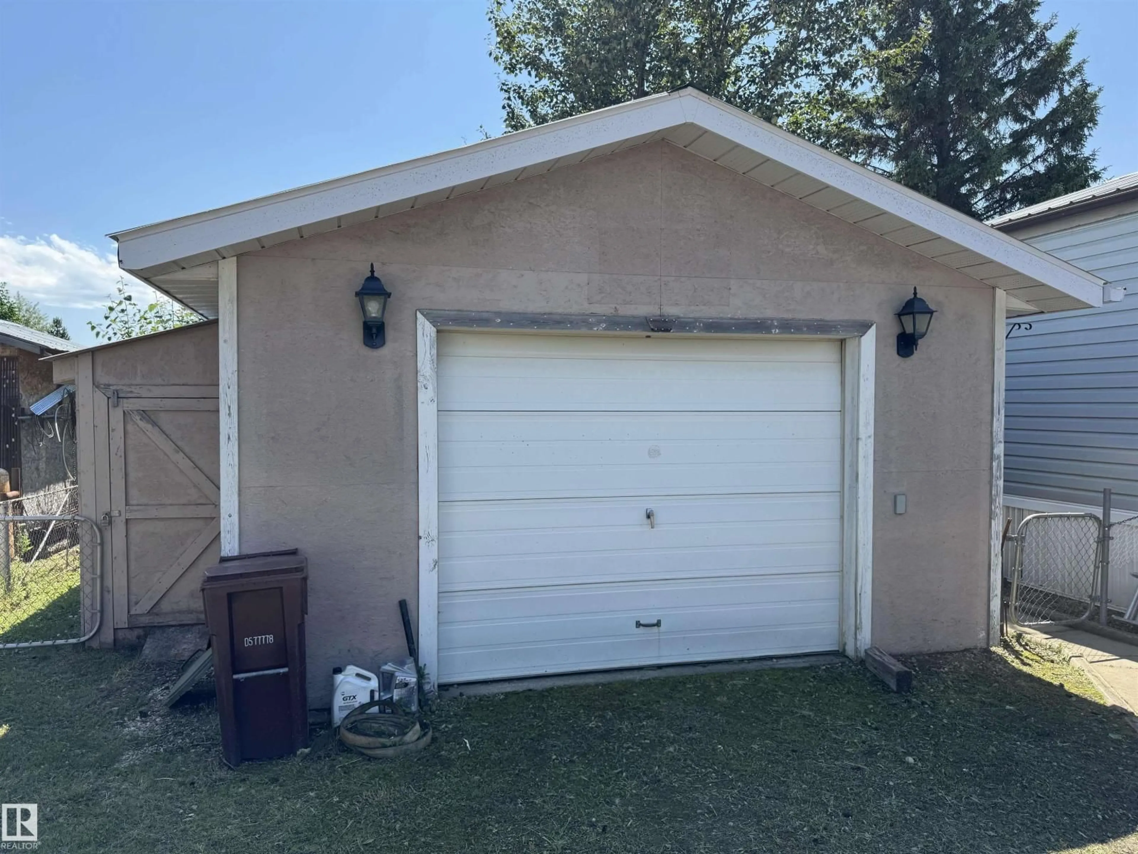 Shed for 5421 48A AVE, Drayton Valley Alberta T7A1J8