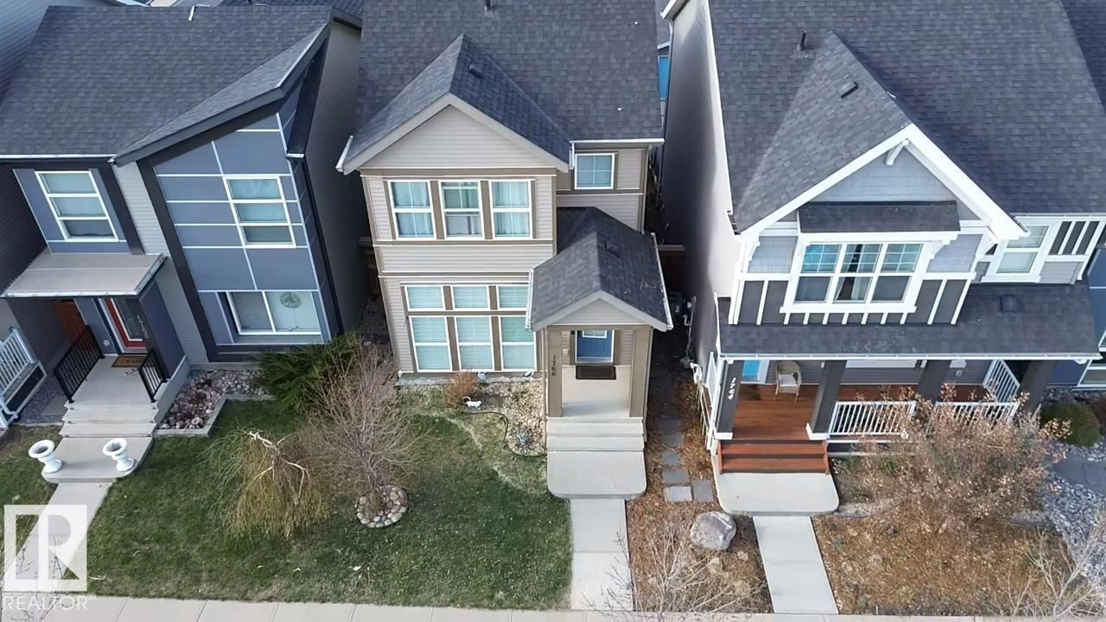 A pic from outside/outdoor area/front of a property/back of a property/a pic from drone, street for SW SW - 1766 DUMONT CR, Edmonton Alberta T6W3V8