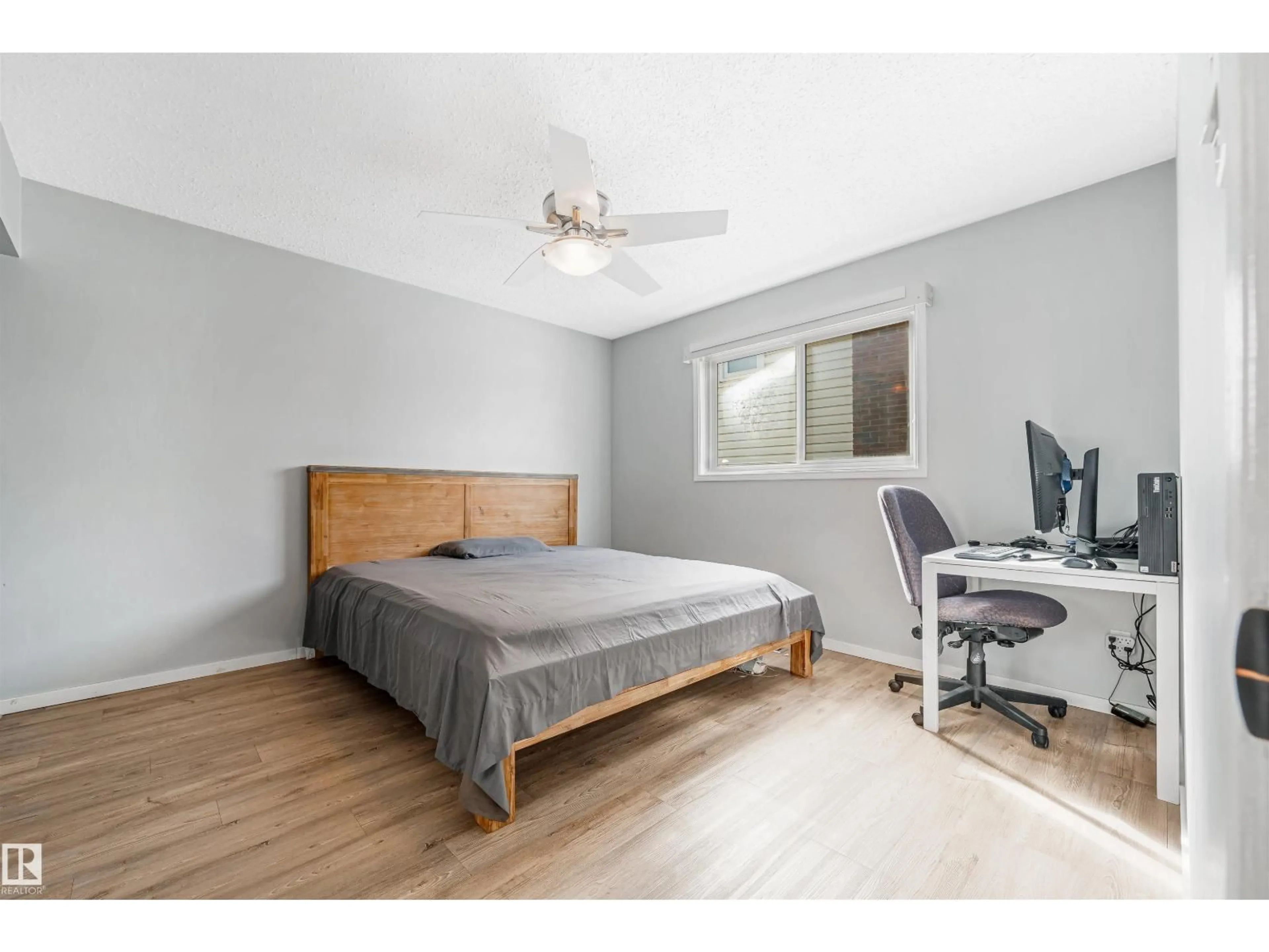 A pic of a room for NW - 2437 89 ST, Edmonton Alberta T6K2Y8