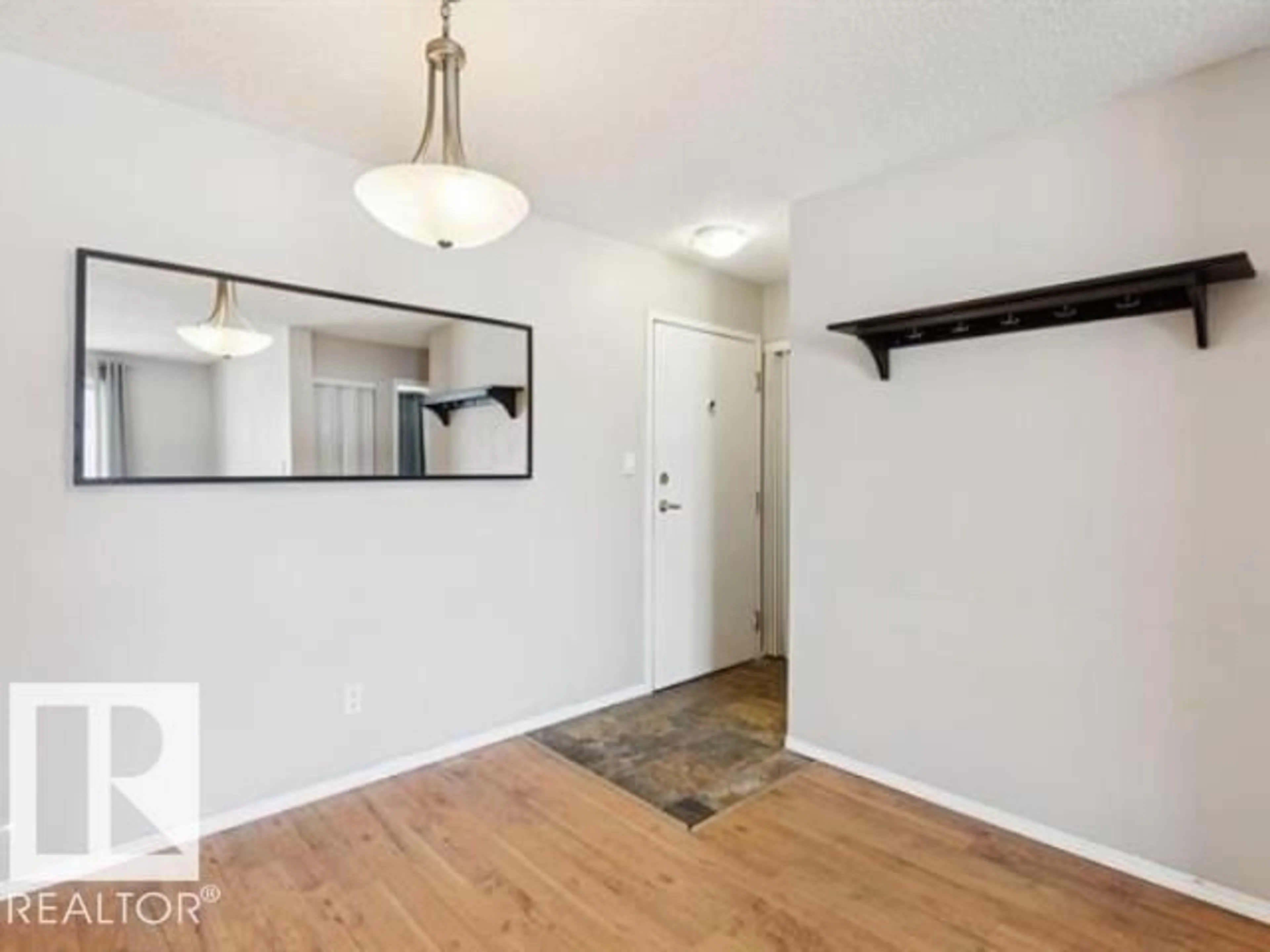 Indoor entryway for 267 - 10520 120 ST, Edmonton Alberta T5L4L9