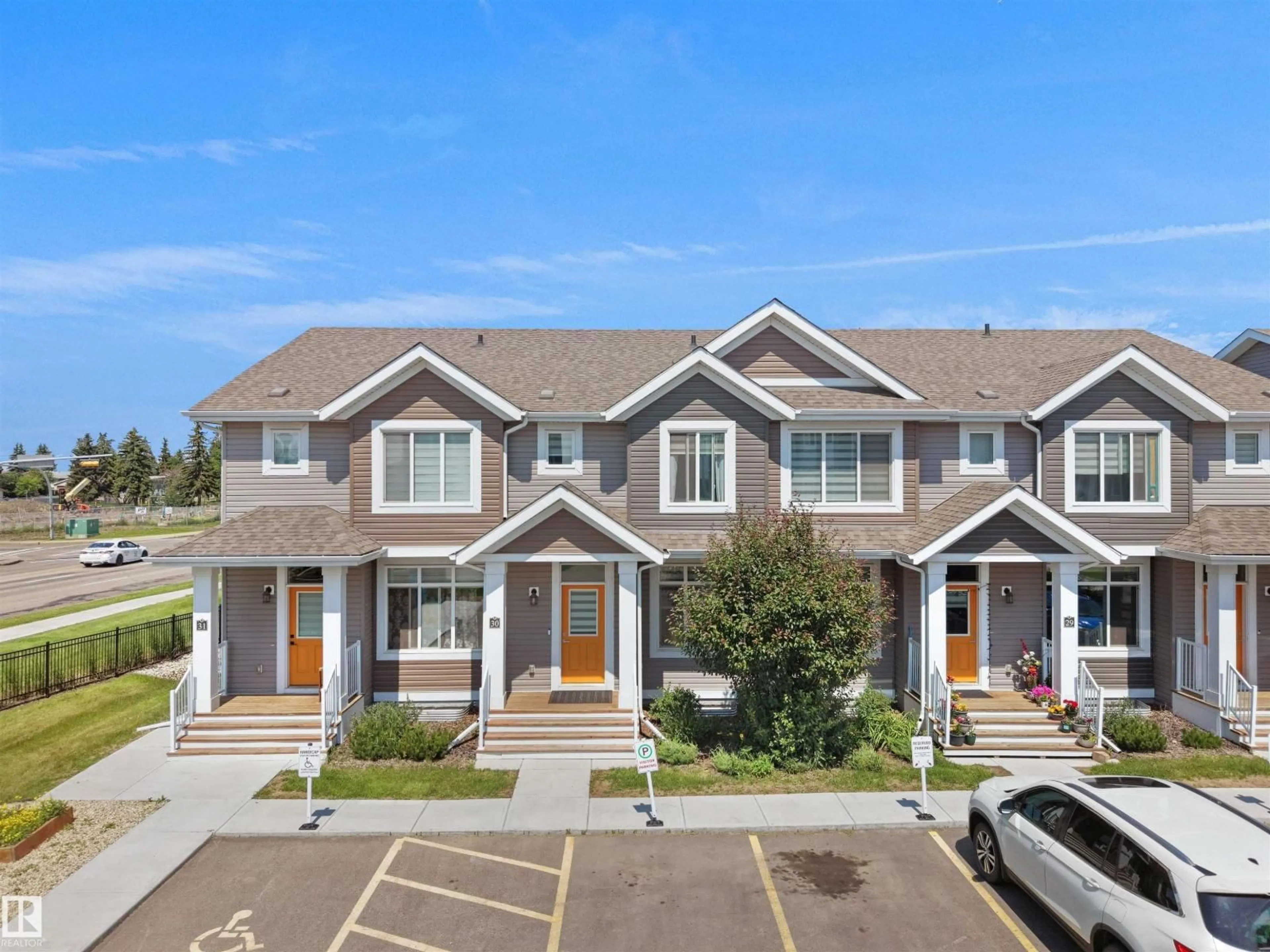 A pic from outside/outdoor area/front of a property/back of a property/a pic from drone, street for #30 - 4137 76 ST, Edmonton Alberta T6K1K8