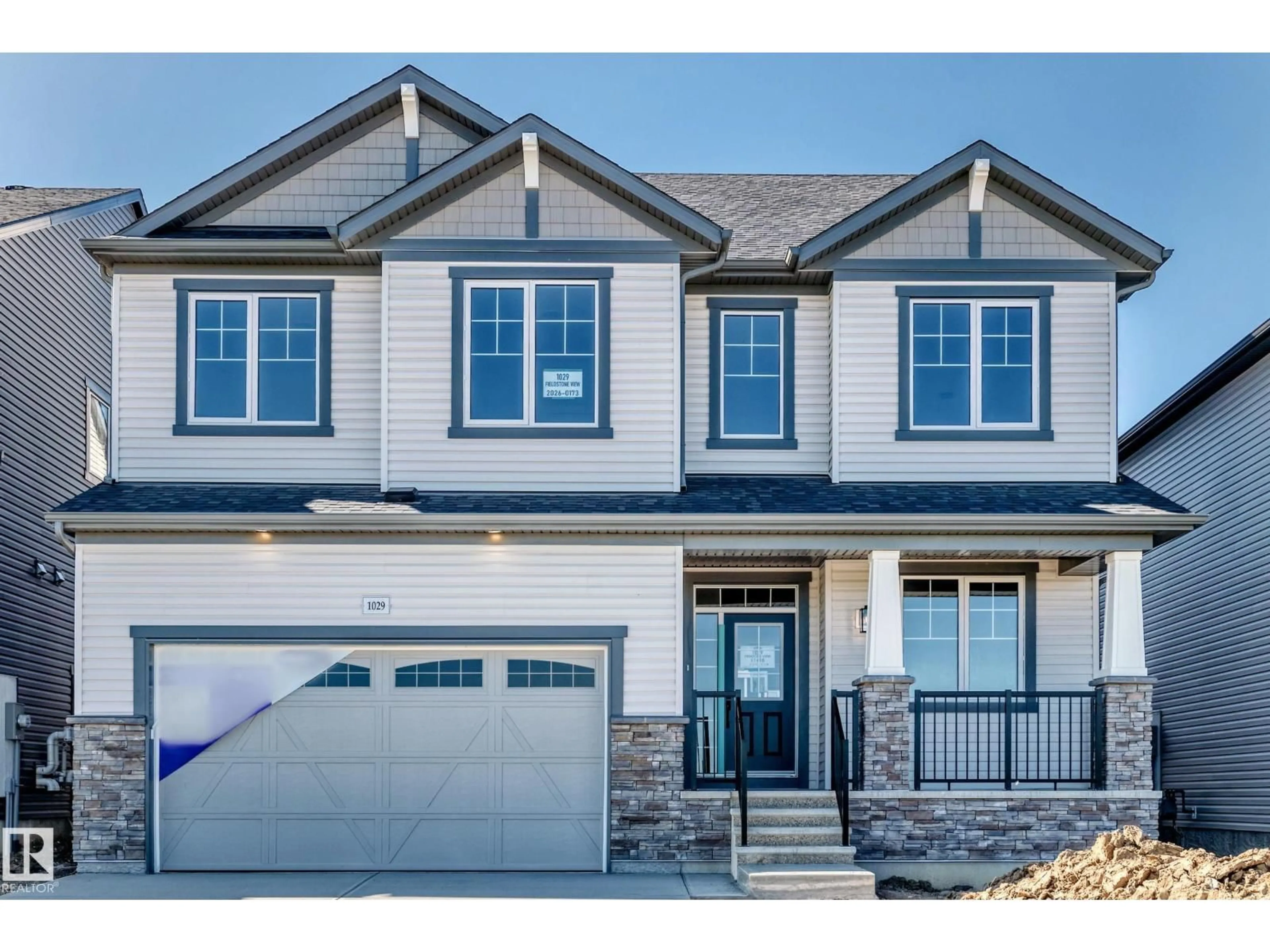 Home with vinyl exterior material, street for 1029 FIELDSTONE VW, Sherwood Park Alberta T8H3C4