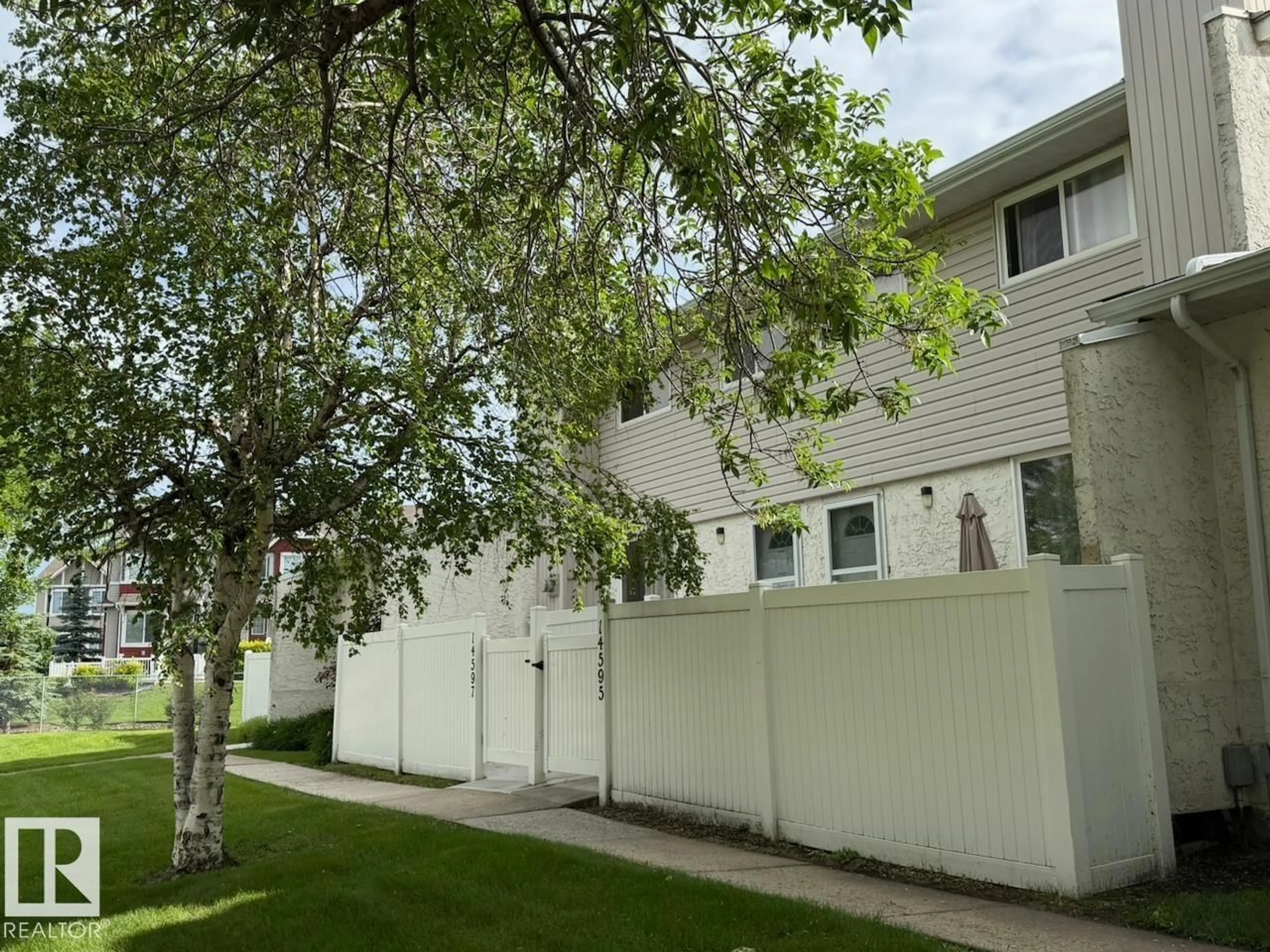 Unknown for NW - 14597 121 ST, Edmonton Alberta T5X2S2
