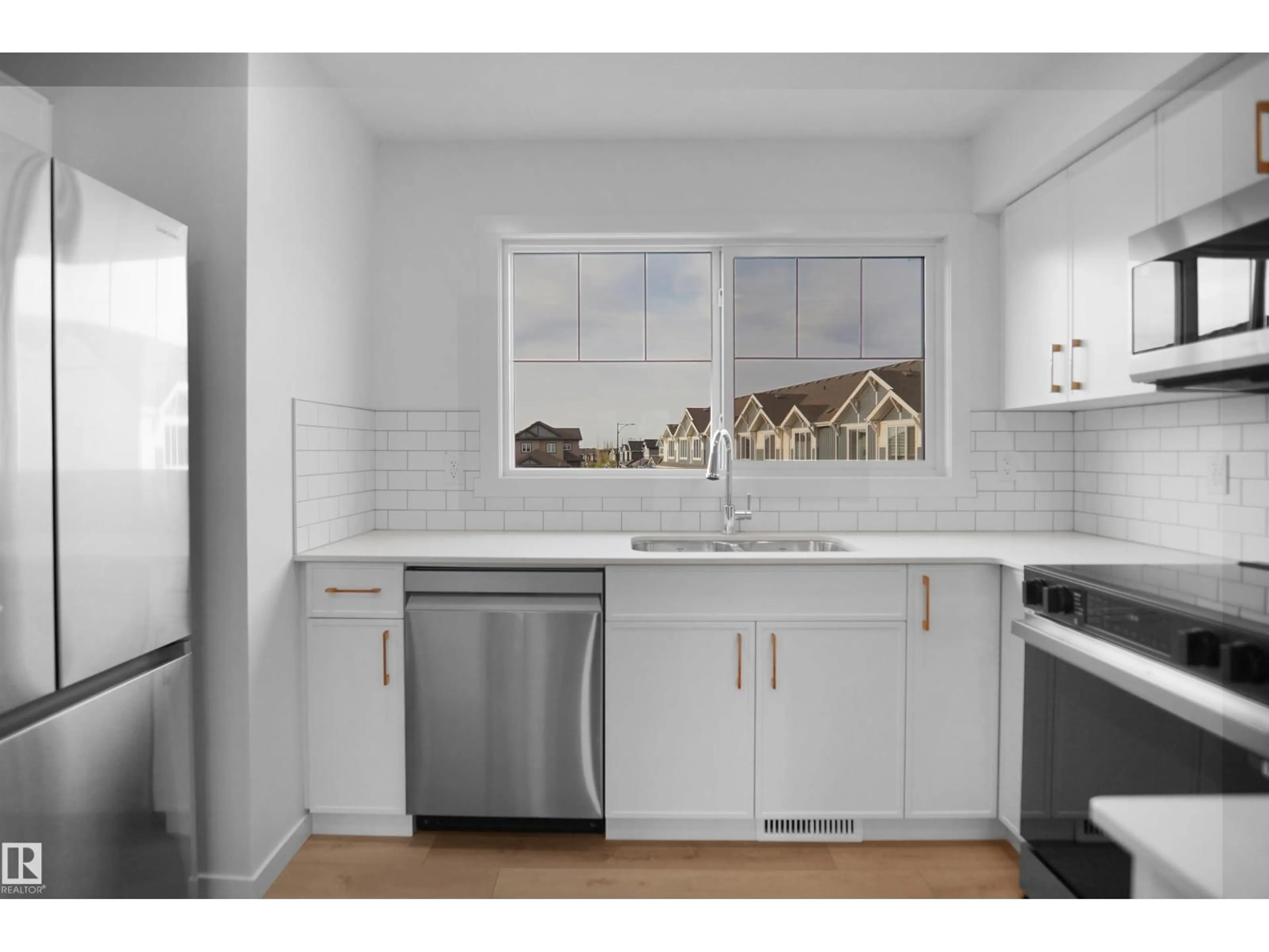 Standard kitchen, unknown for 22 531 MERLIN LANDING LD, Edmonton Alberta T5S0L9