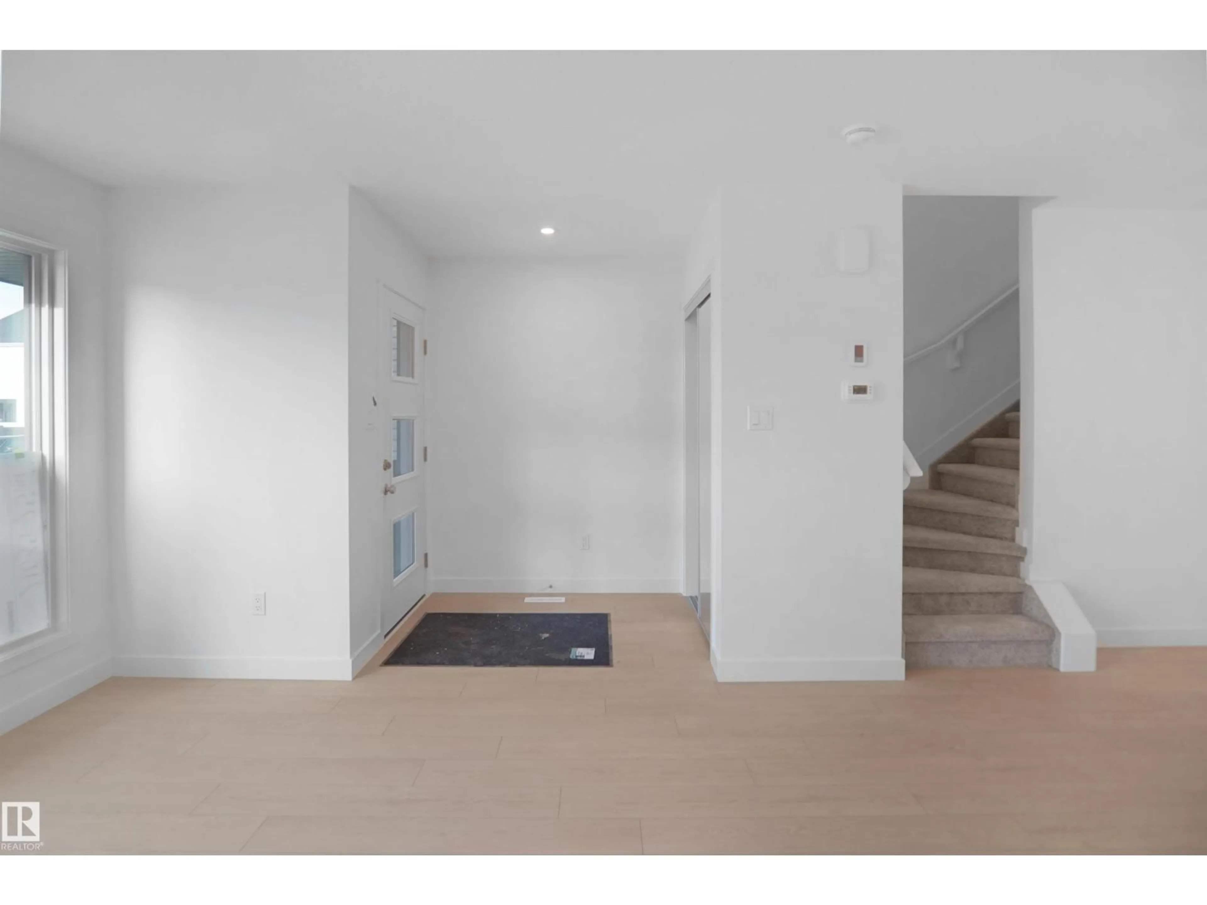 Unknown for NW - 21035 25 AV, Edmonton Alberta T5Y4G2