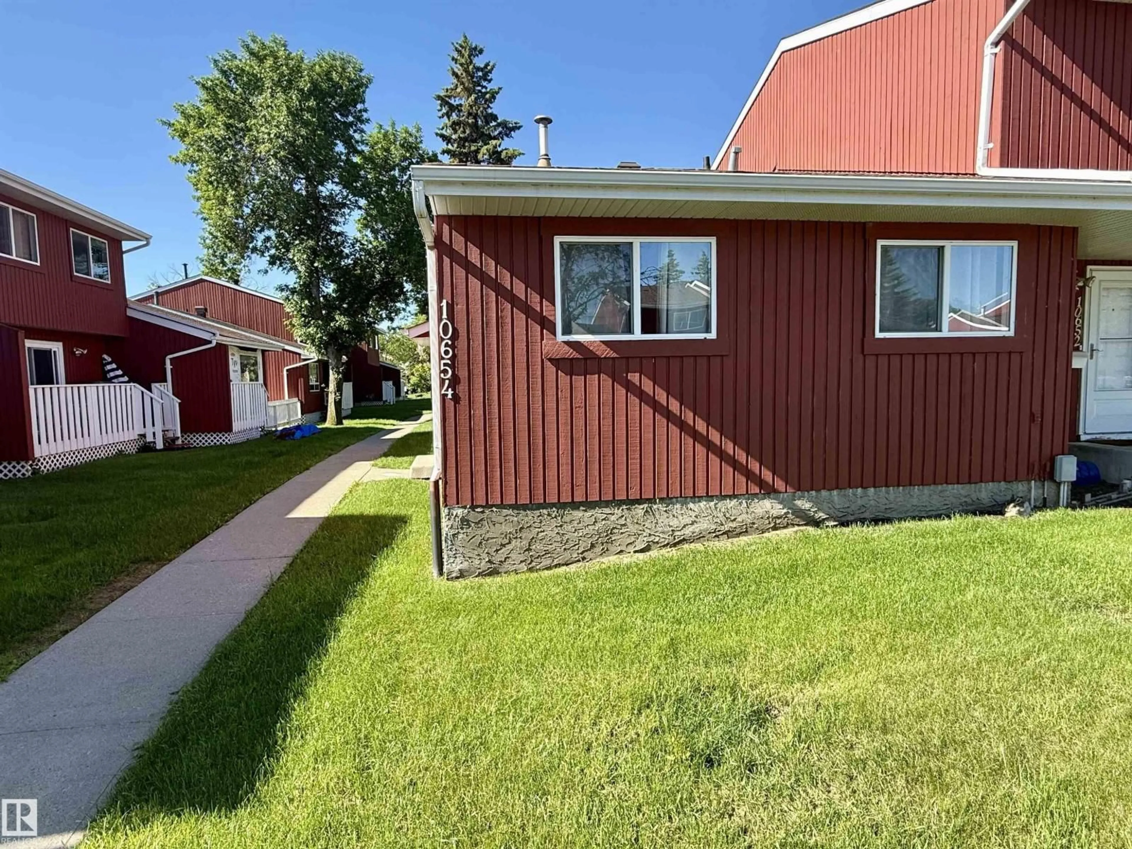 Unknown for 10654 BEAUMARIS RD, Edmonton Alberta T5X3N4