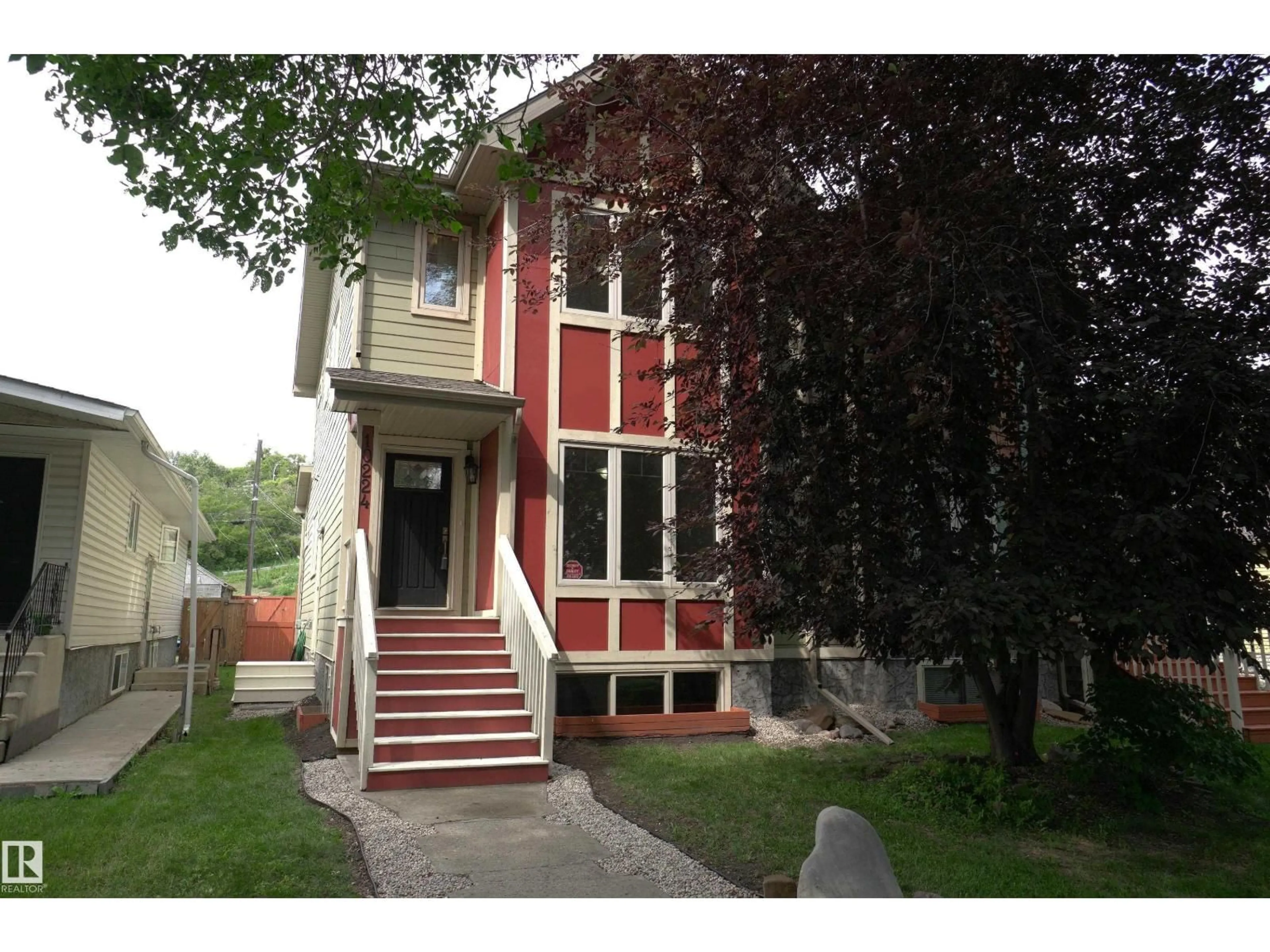 Unknown for 10224 90 ST, Edmonton Alberta T5H1S1