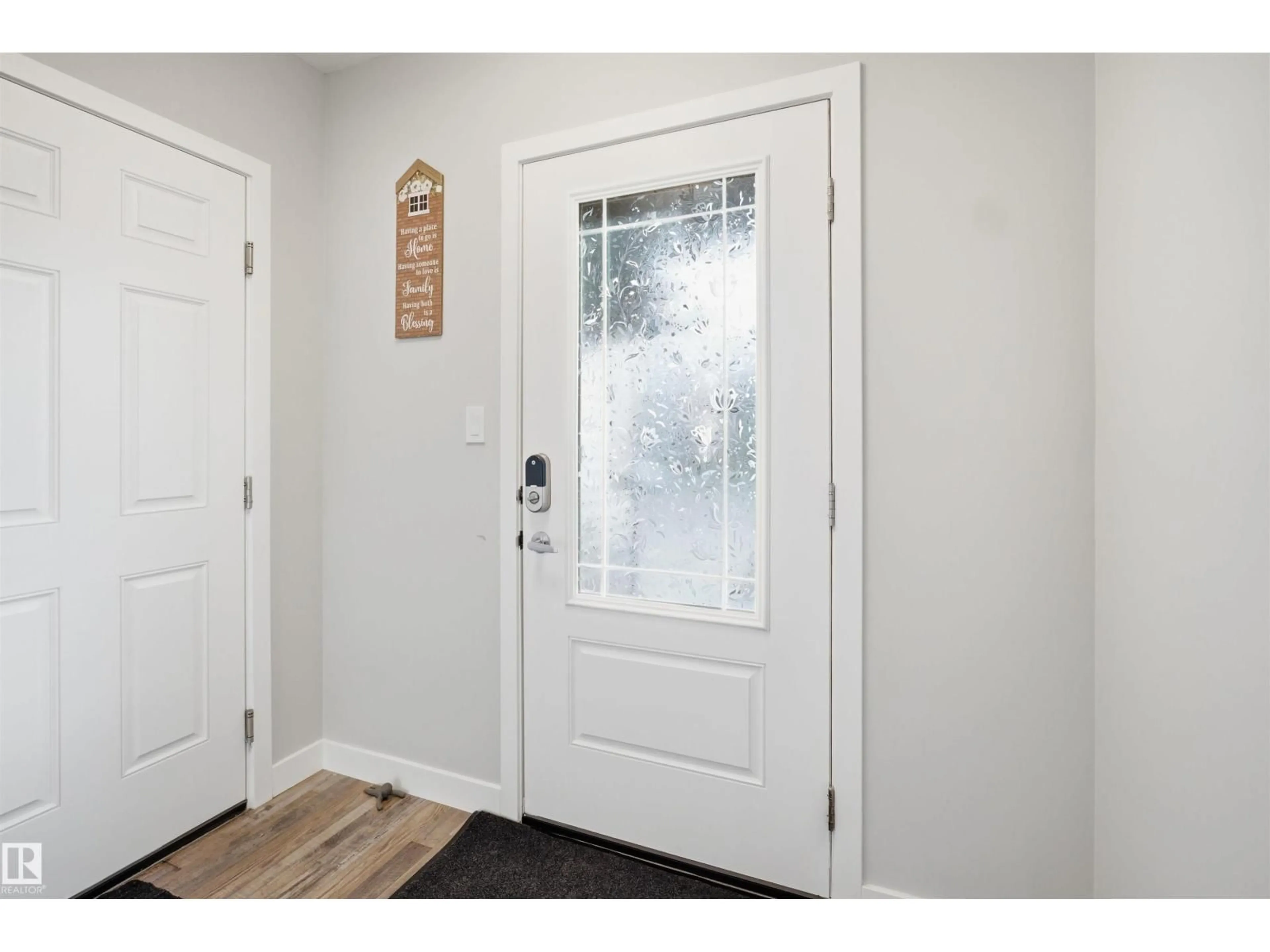 Indoor entryway for 2284 CHOKECHERRY CL, Edmonton Alberta T6X2M6