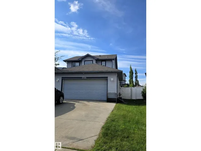 3724 163 AV, Edmonton 3