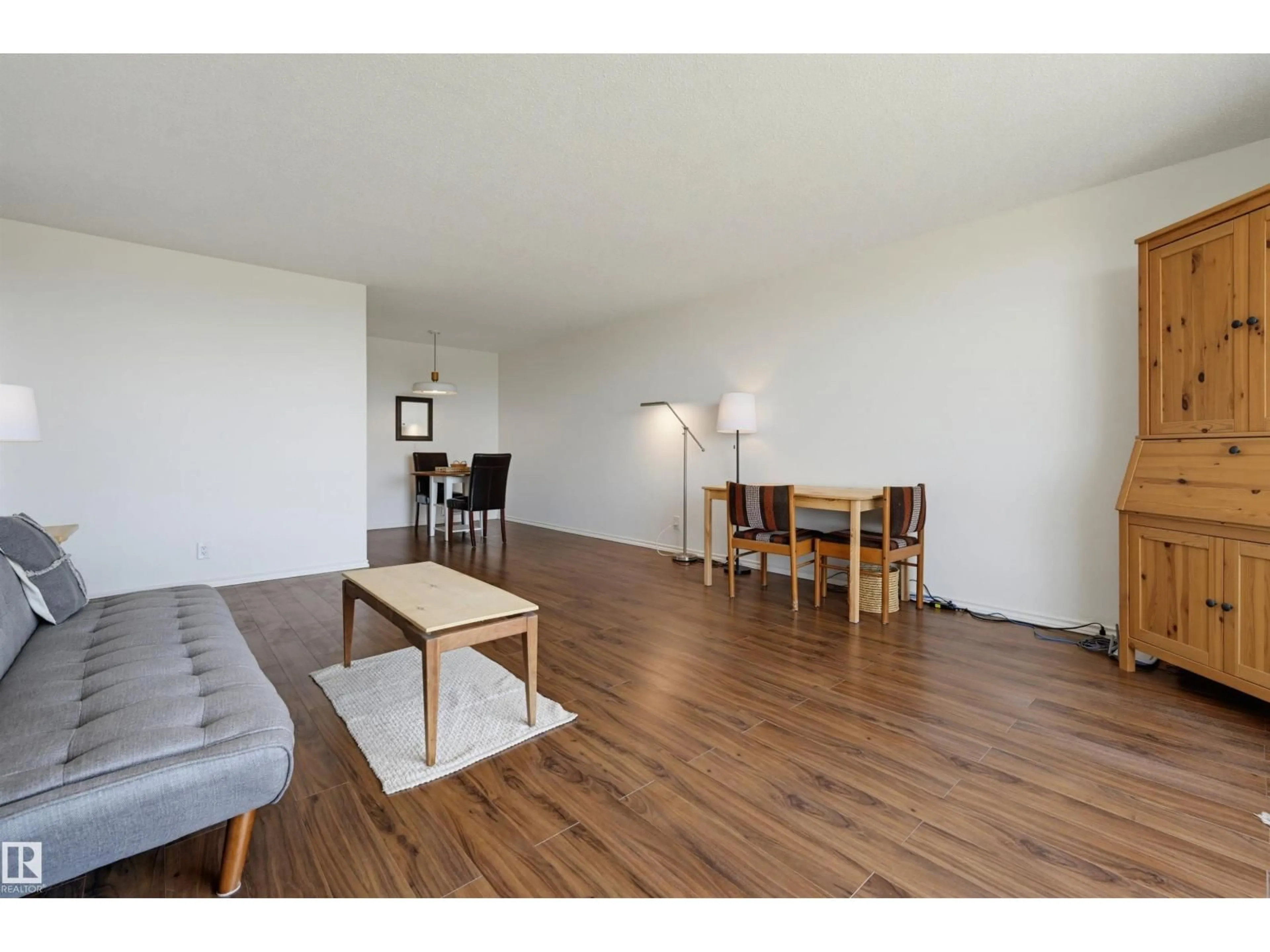 A pic of a room for 709 - 11307 99 AV, Edmonton Alberta T5K0H2