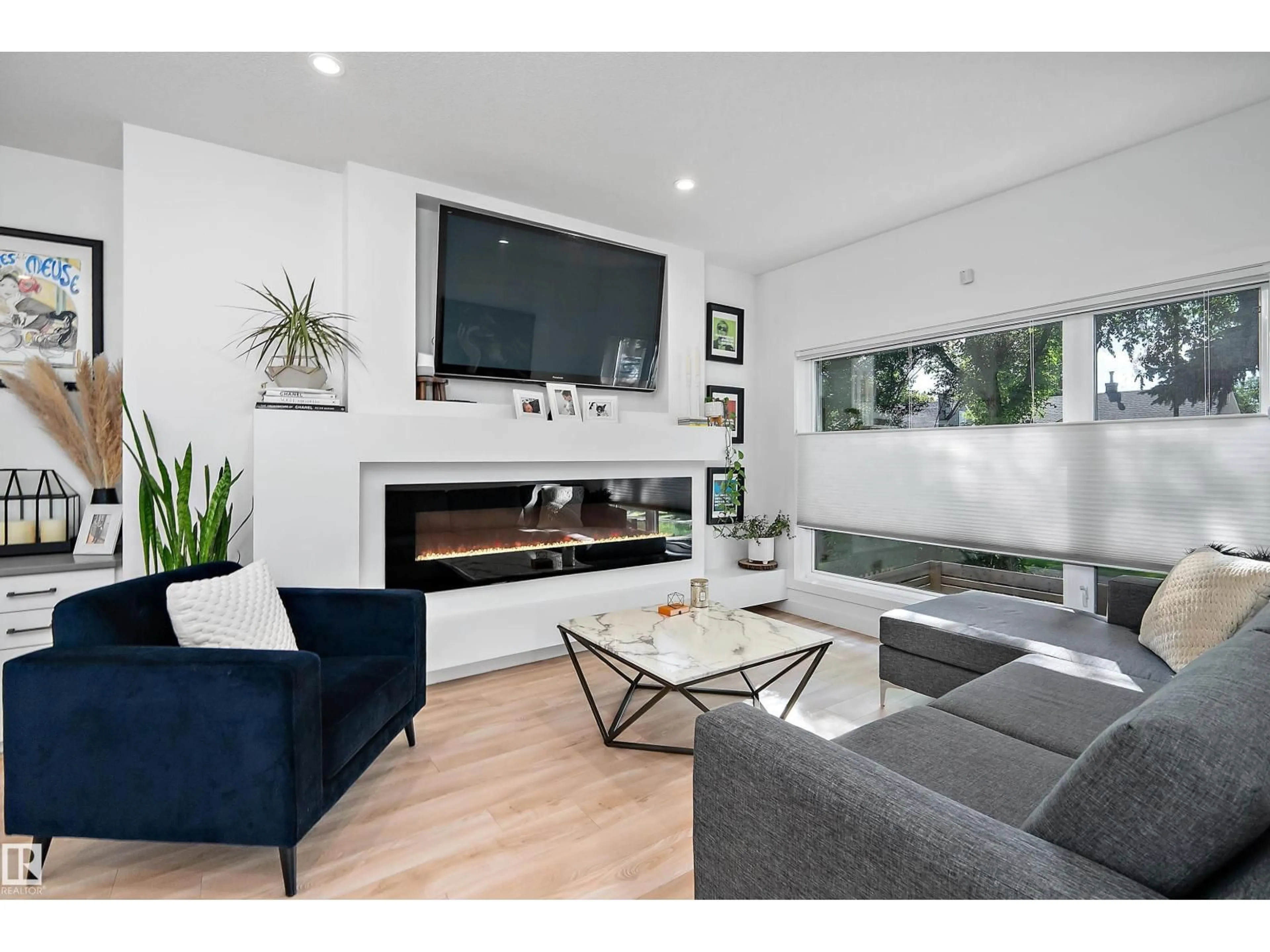 Living room with furniture, unknown for NW - 11413 126 ST, Edmonton Alberta T5M0R7